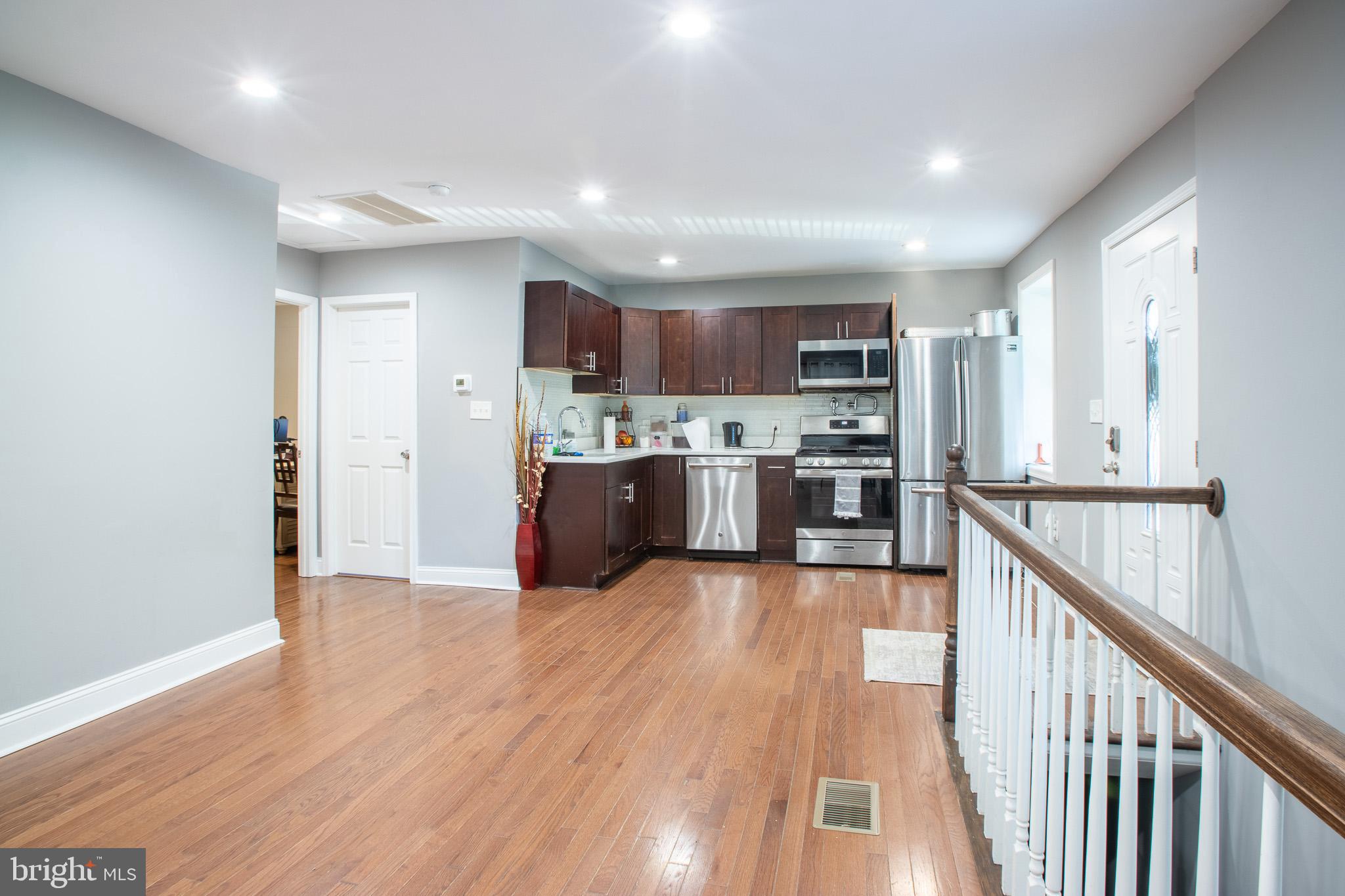 CHAPEL OAKS - Residential