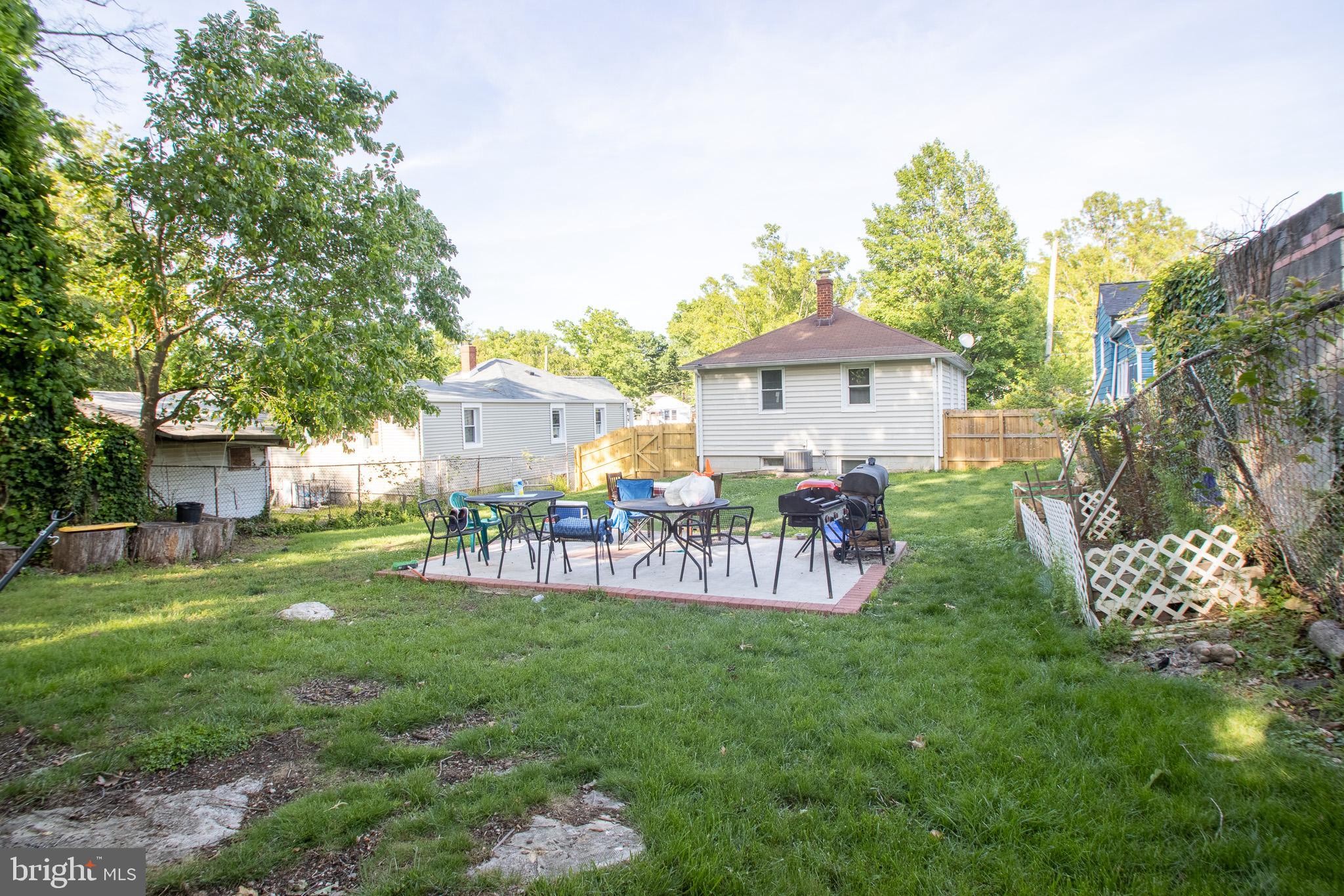 CHAPEL OAKS - Residential