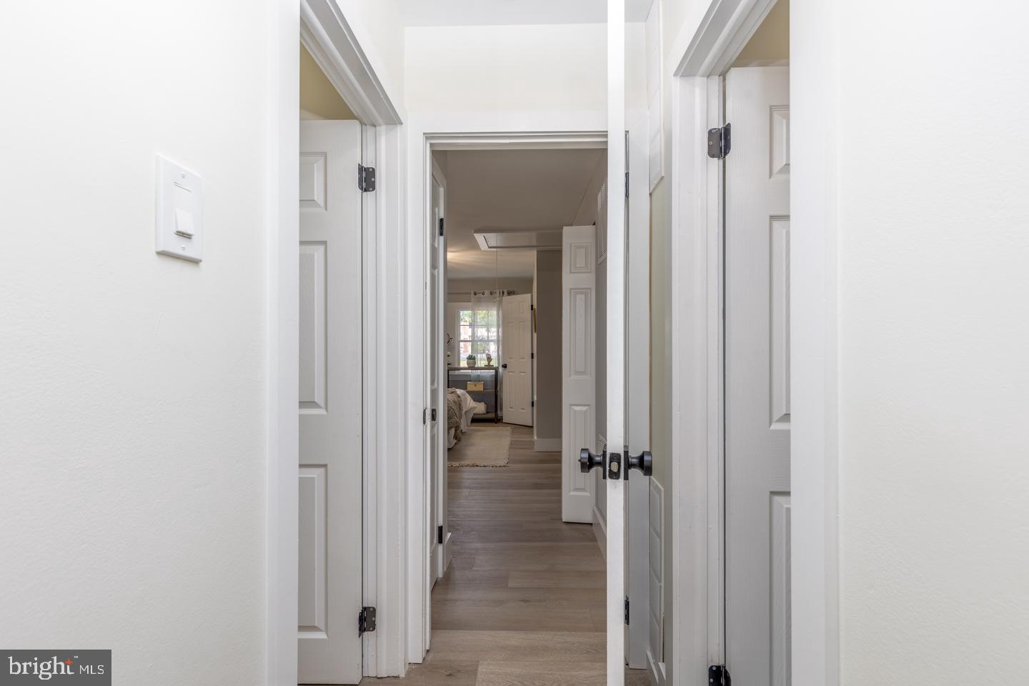 WHISPERING WOODS - Residential