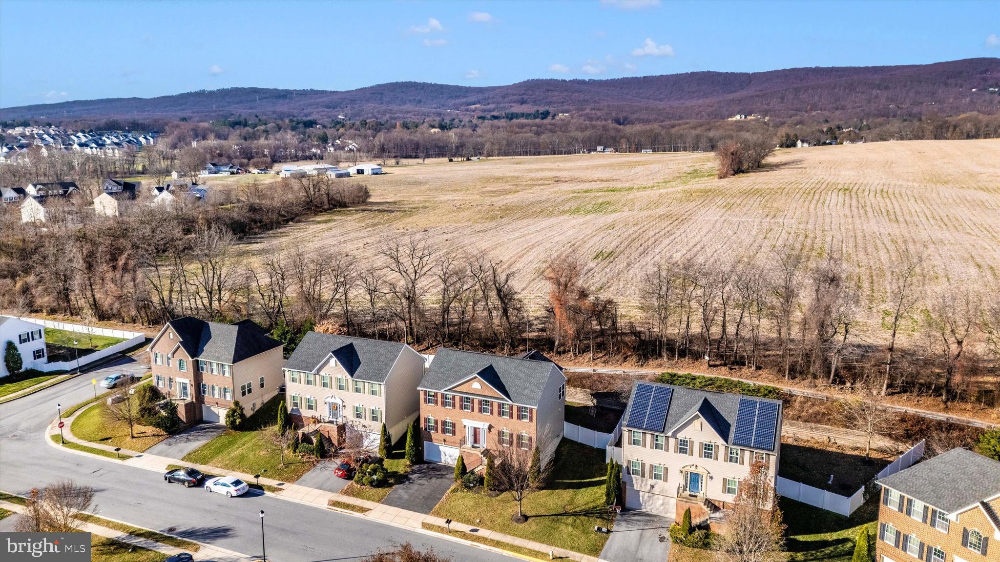 CANNON BLUFF - Residential