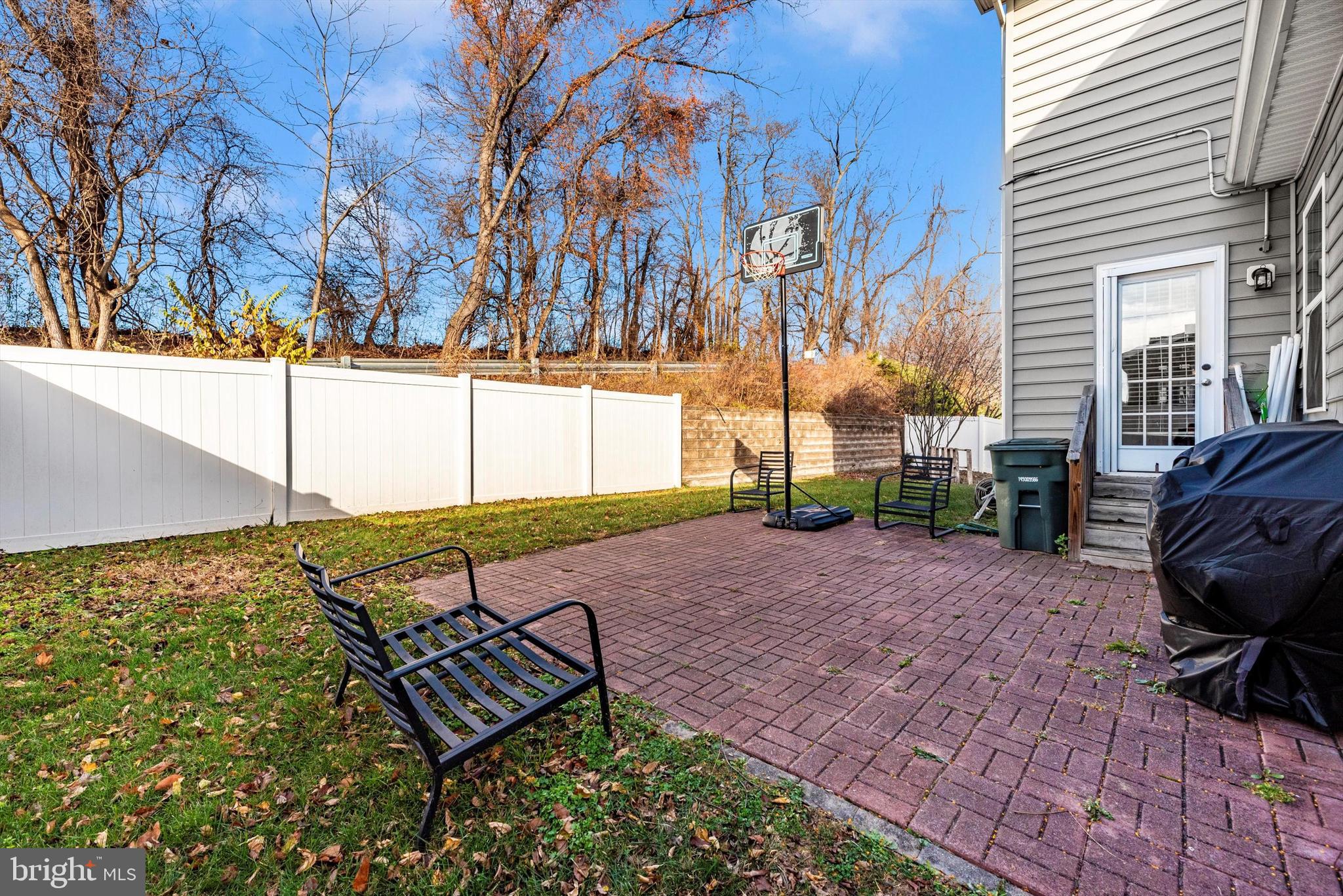 CANNON BLUFF - Residential