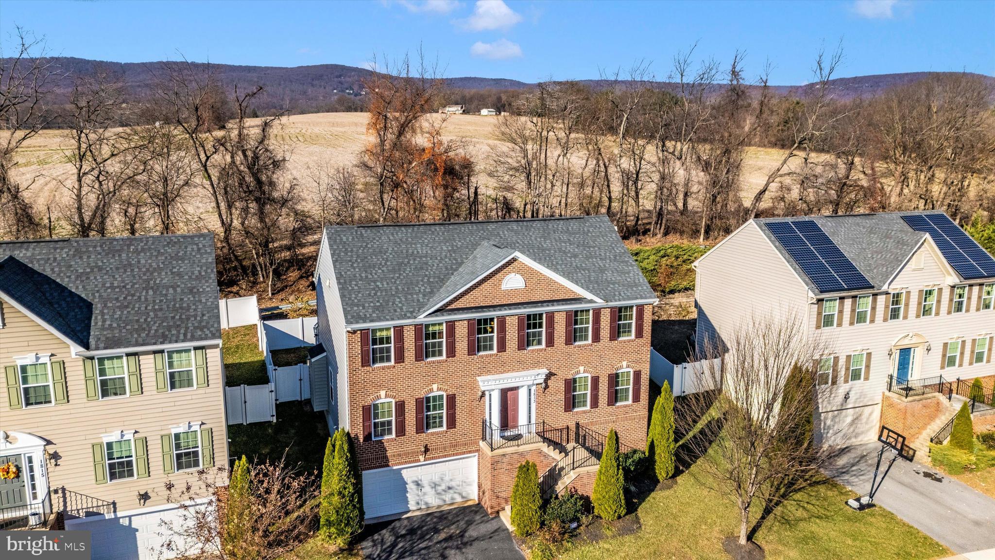 CANNON BLUFF - Residential