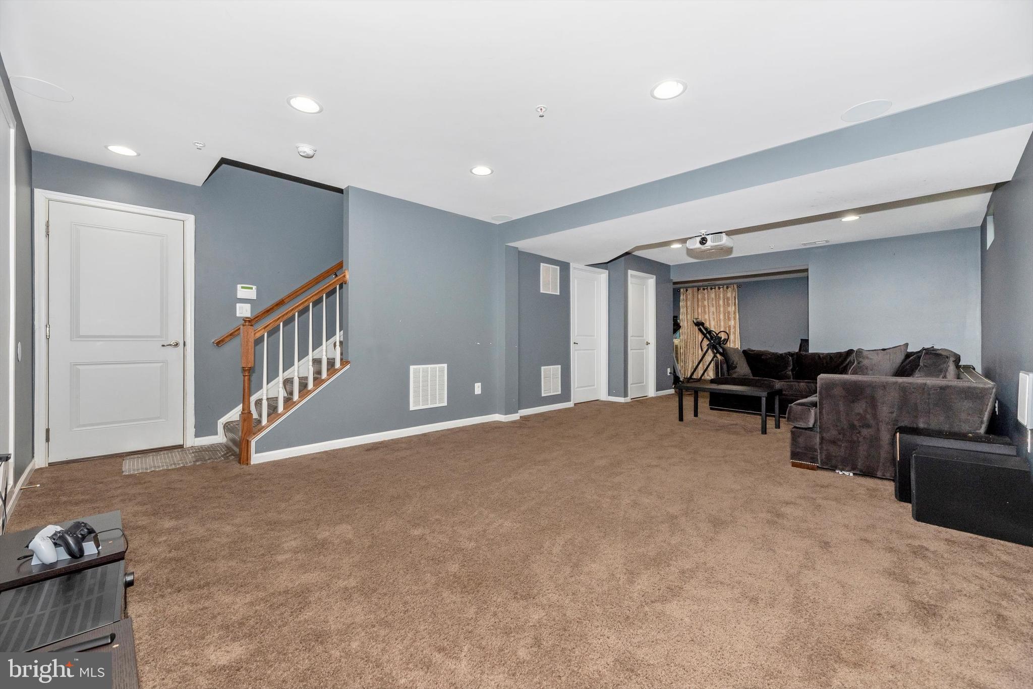 CANNON BLUFF - Residential