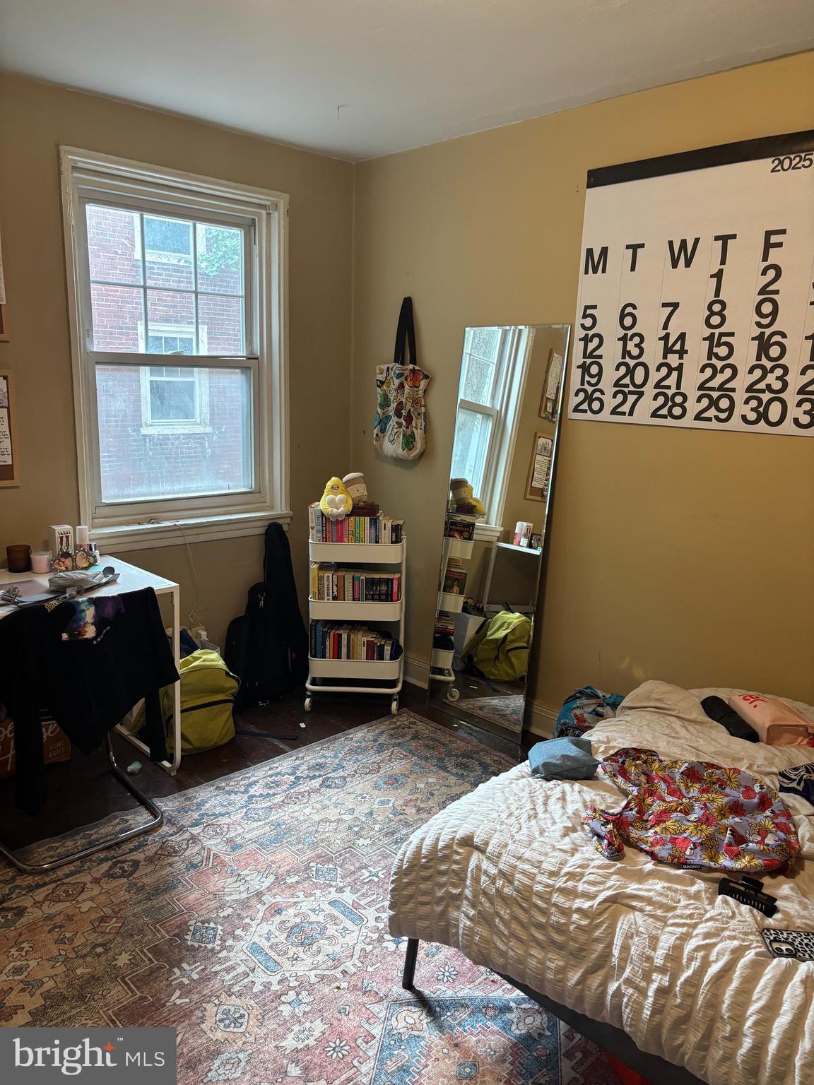 LOGAN SQUARE - Residential