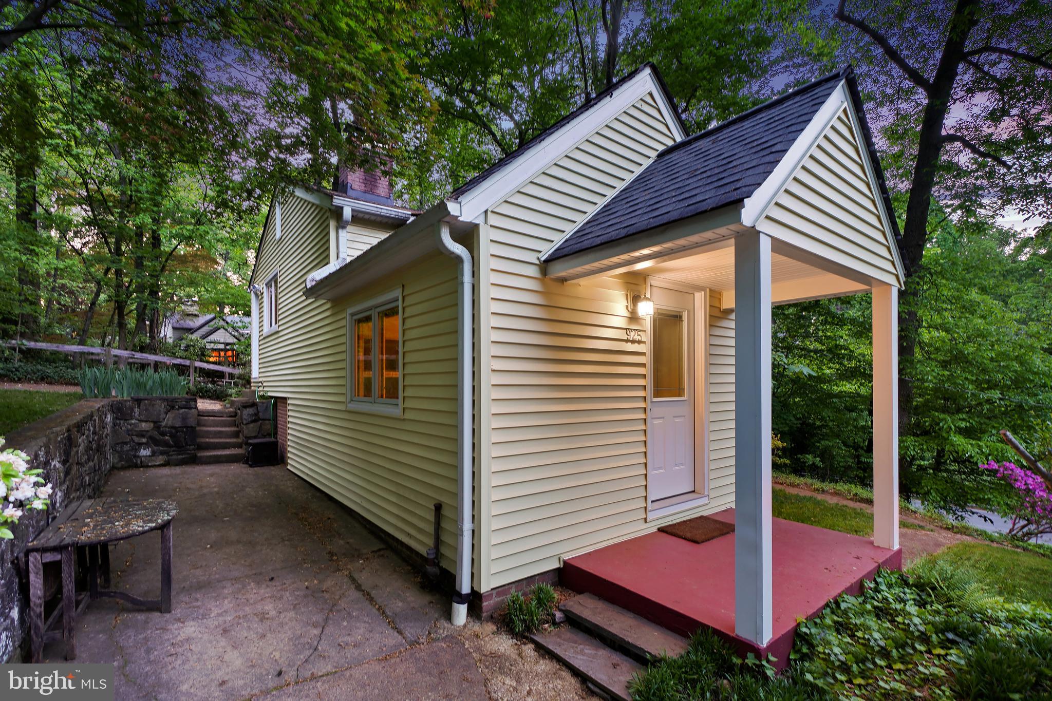 925 SLIGO CREEK PARKWAY