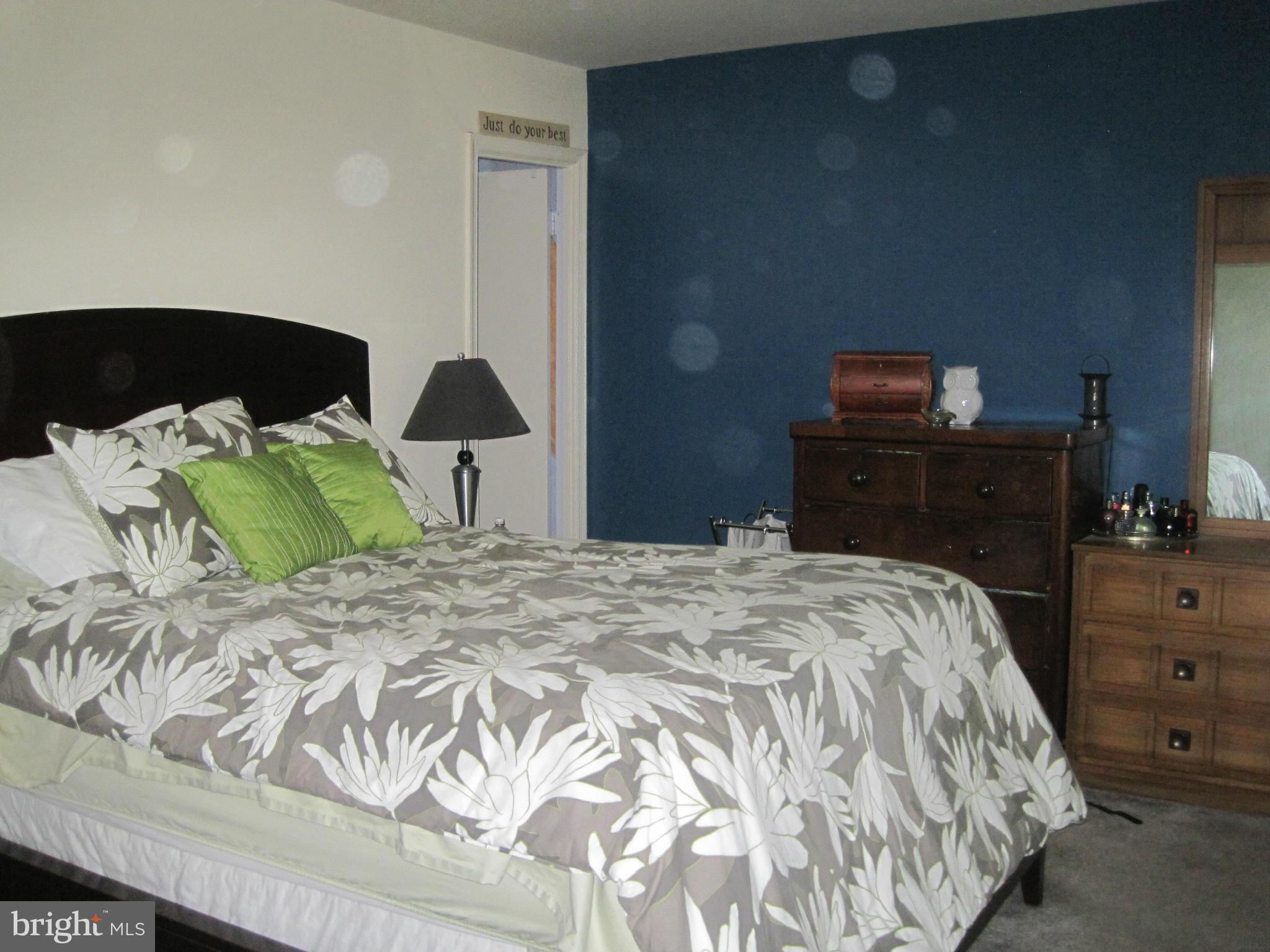 LAKE RIDGE - Residential Lease