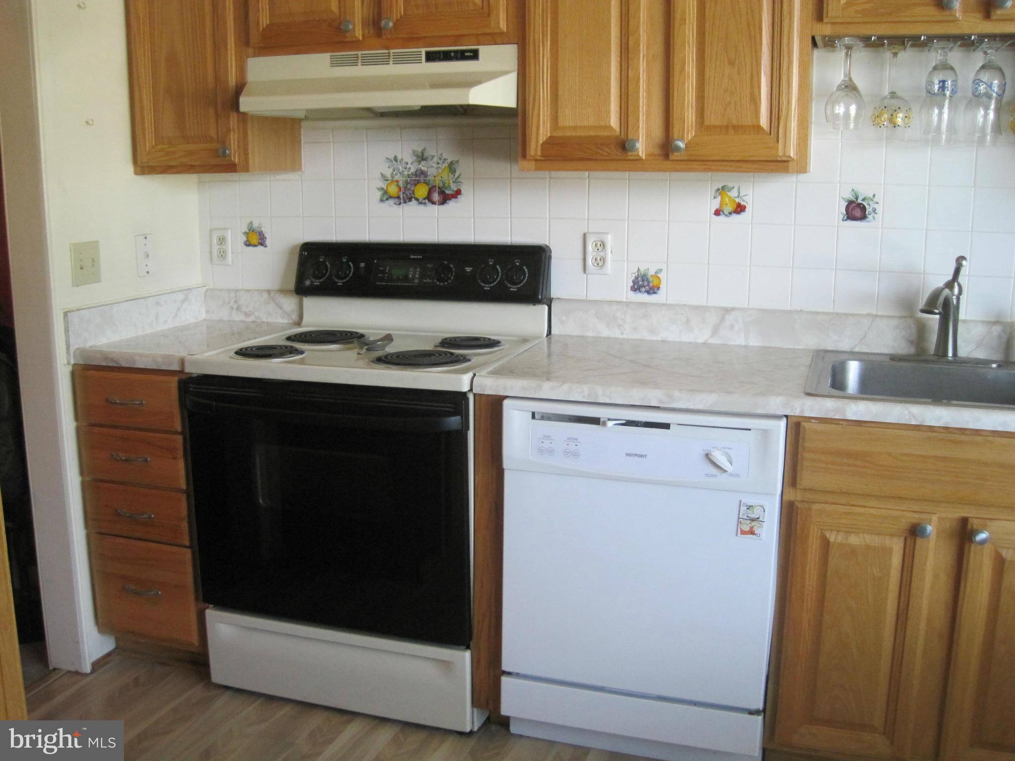 LAKE RIDGE - Residential Lease