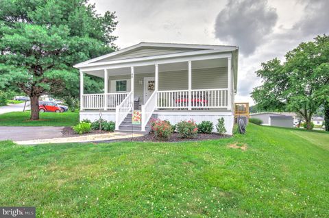 40 KIMBERLY AVENUE NEW PROVIDENCE PA 17560