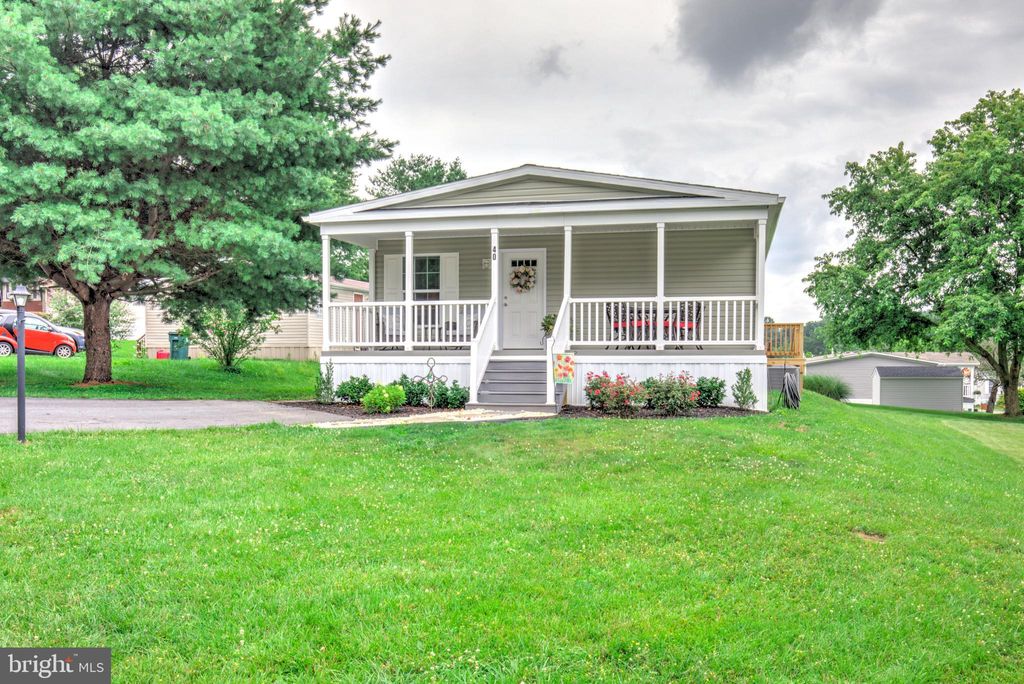 Photo of 40 Kimberly Avenue, NEW PROVIDENCE, PA 17560 (MLS # PALA2073342)