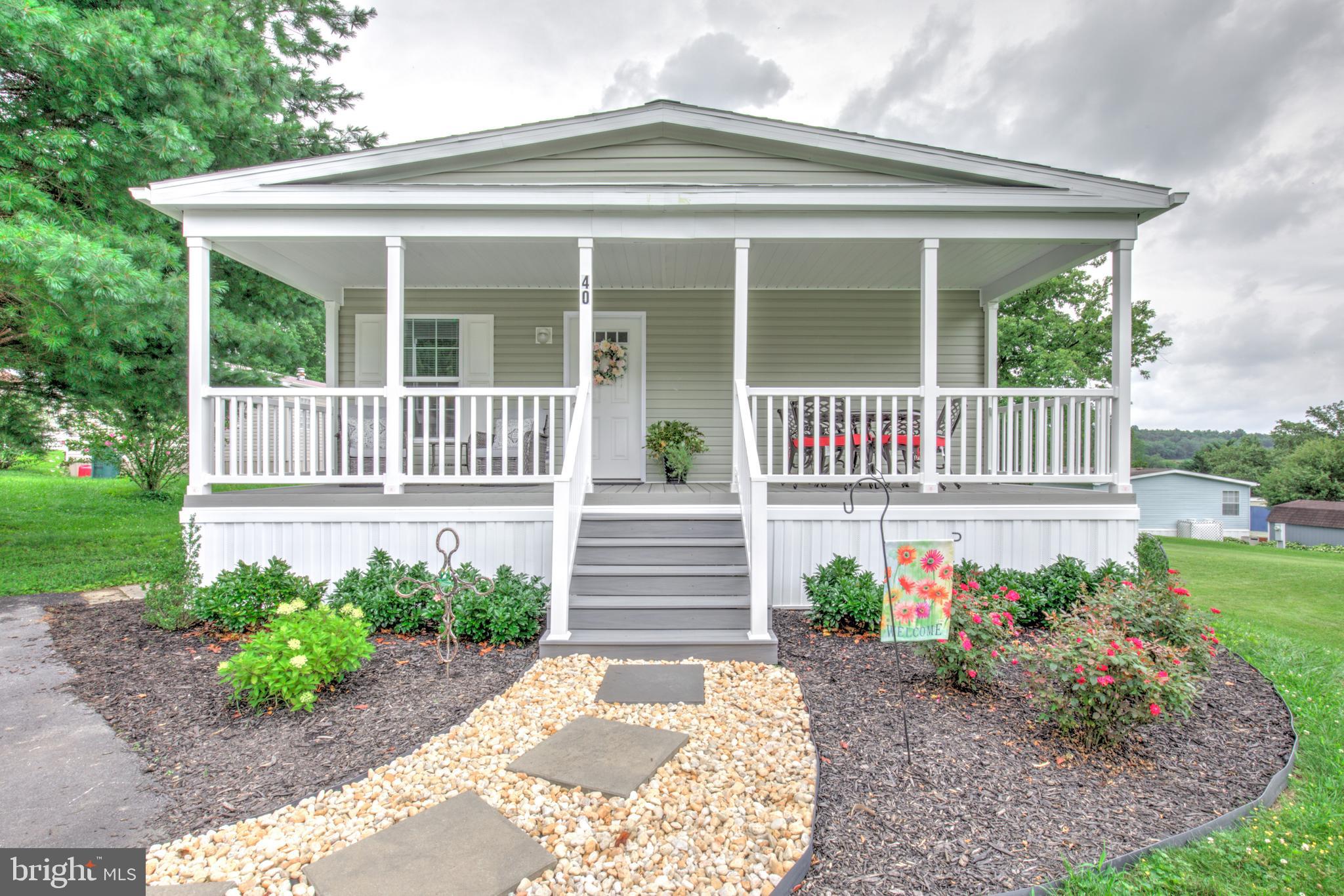 40 KIMBERLY AVENUE