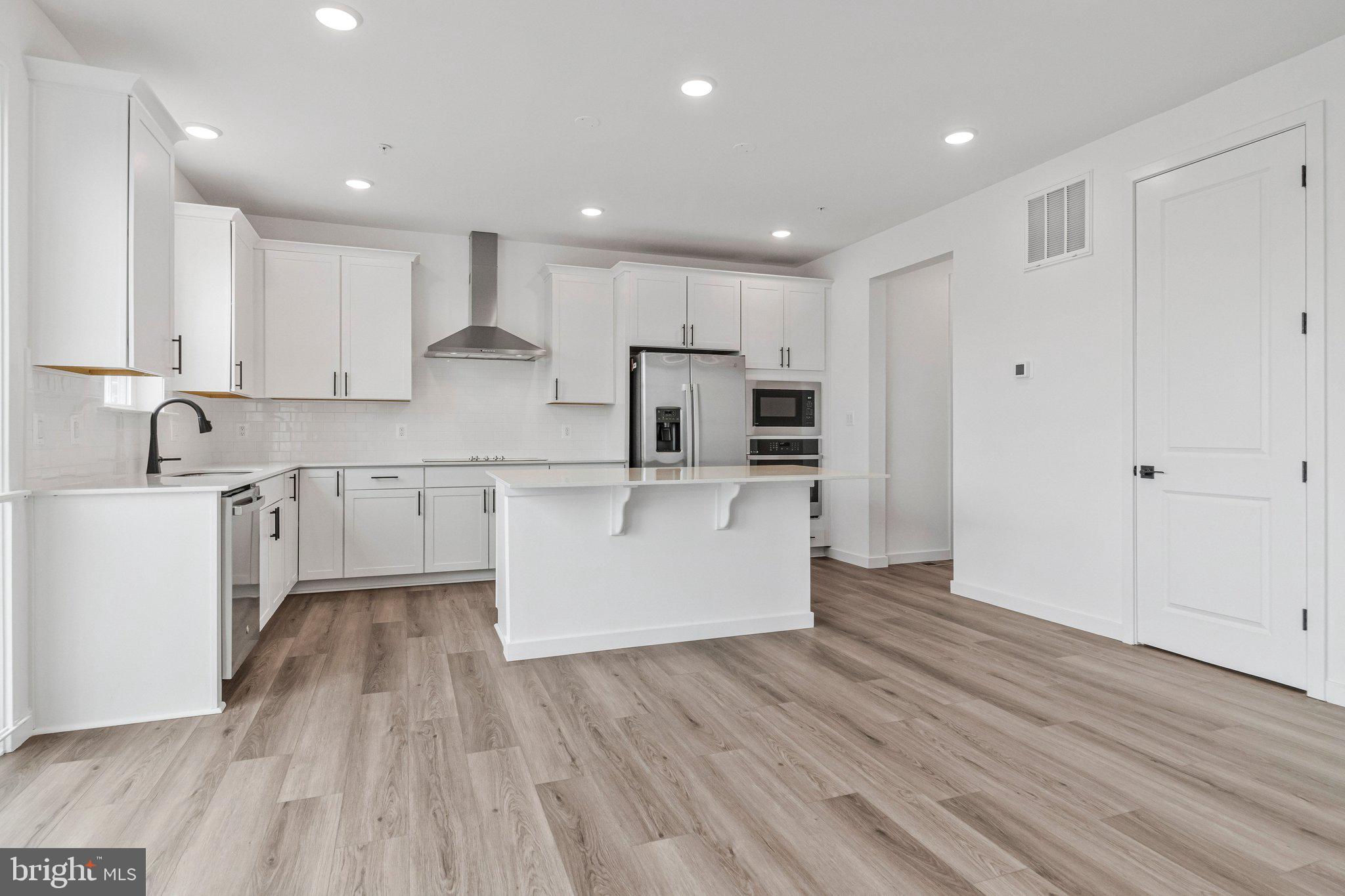 ENCLAVE AT ARUNDEL HILLS - Residential