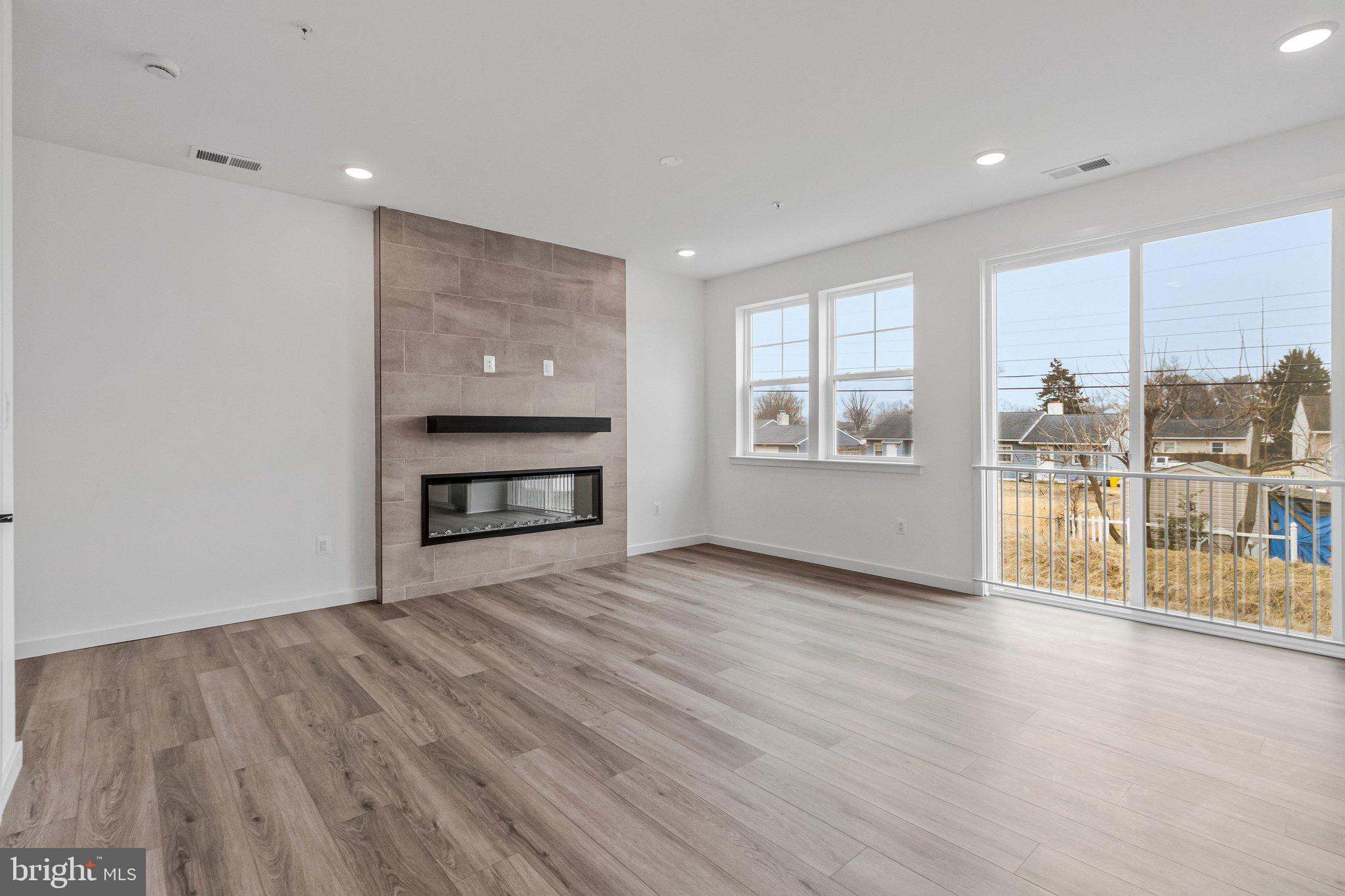 ENCLAVE AT ARUNDEL HILLS - Residential