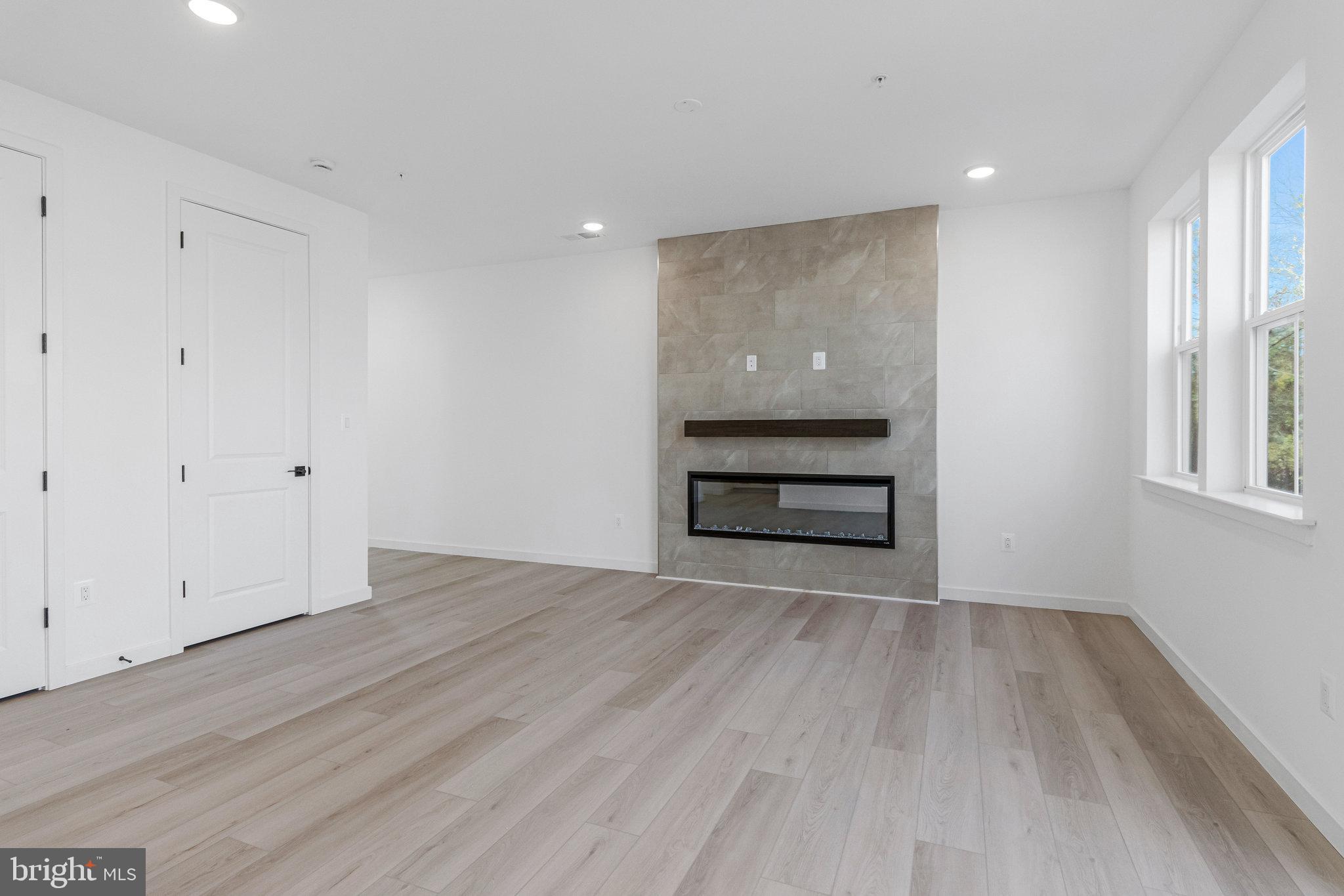 ENCLAVE AT ARUNDEL HILLS - Residential