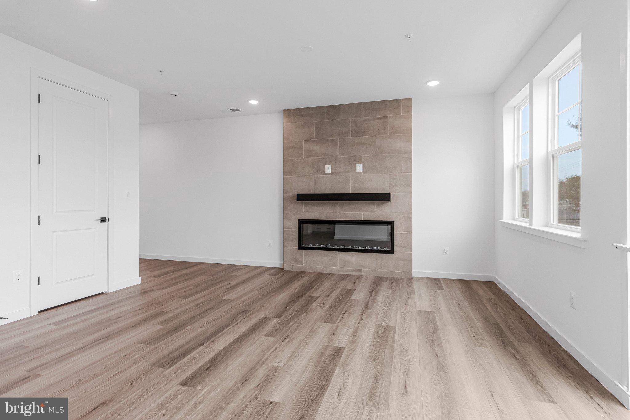 ENCLAVE AT ARUNDEL HILLS - Residential