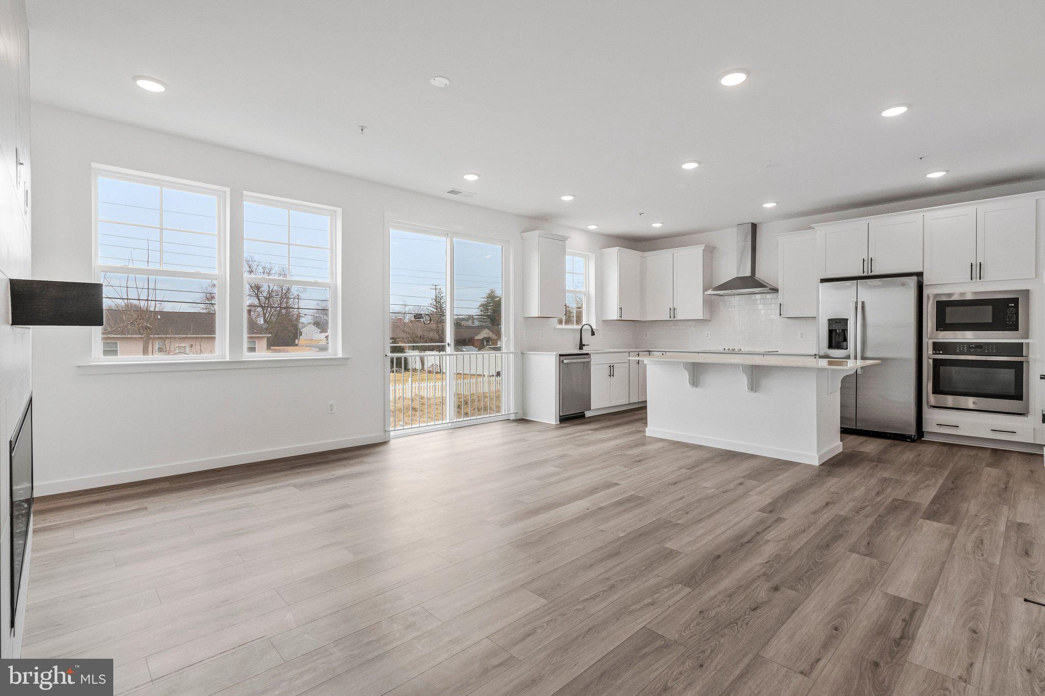 ENCLAVE AT ARUNDEL HILLS - Residential