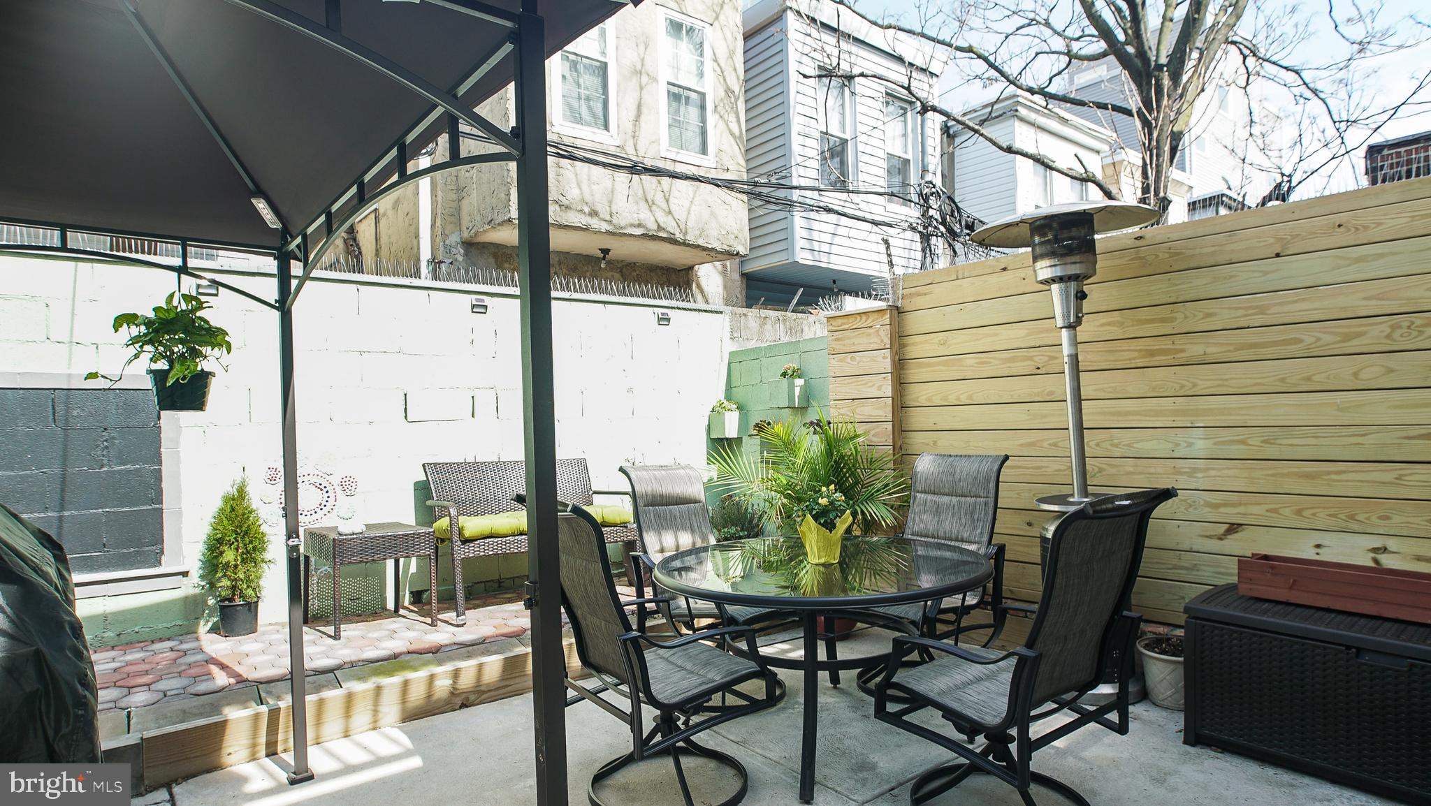 PHILADELPHIA (SOUTH) - Residential