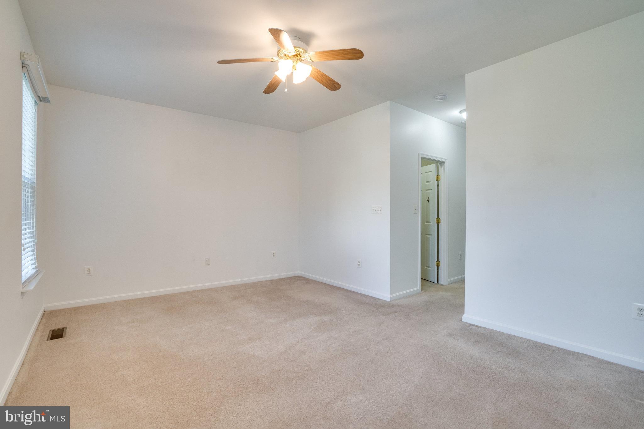 VINT HILL - Residential