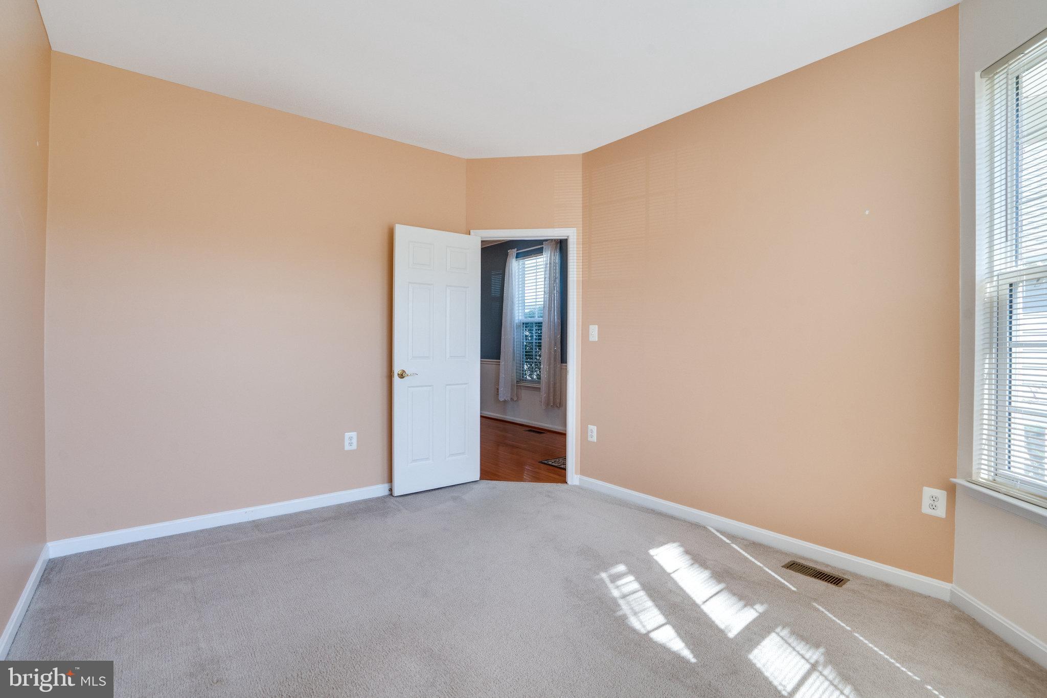 VINT HILL - Residential