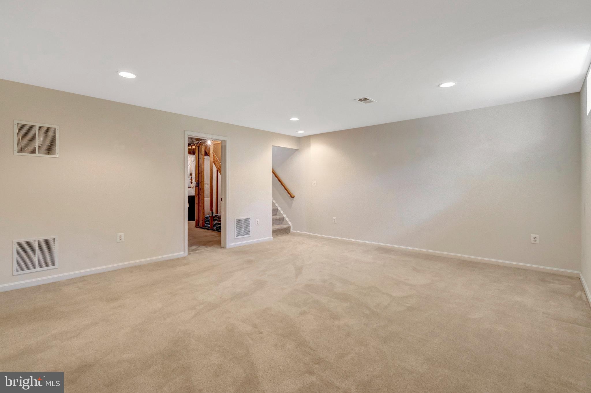 VINT HILL - Residential