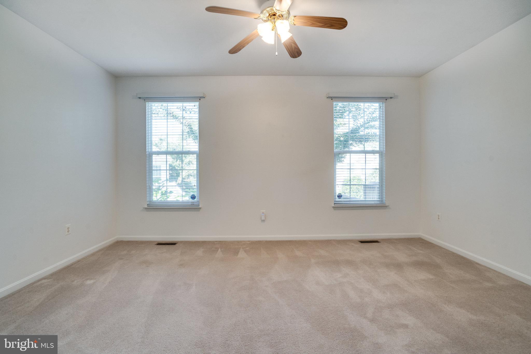 VINT HILL - Residential