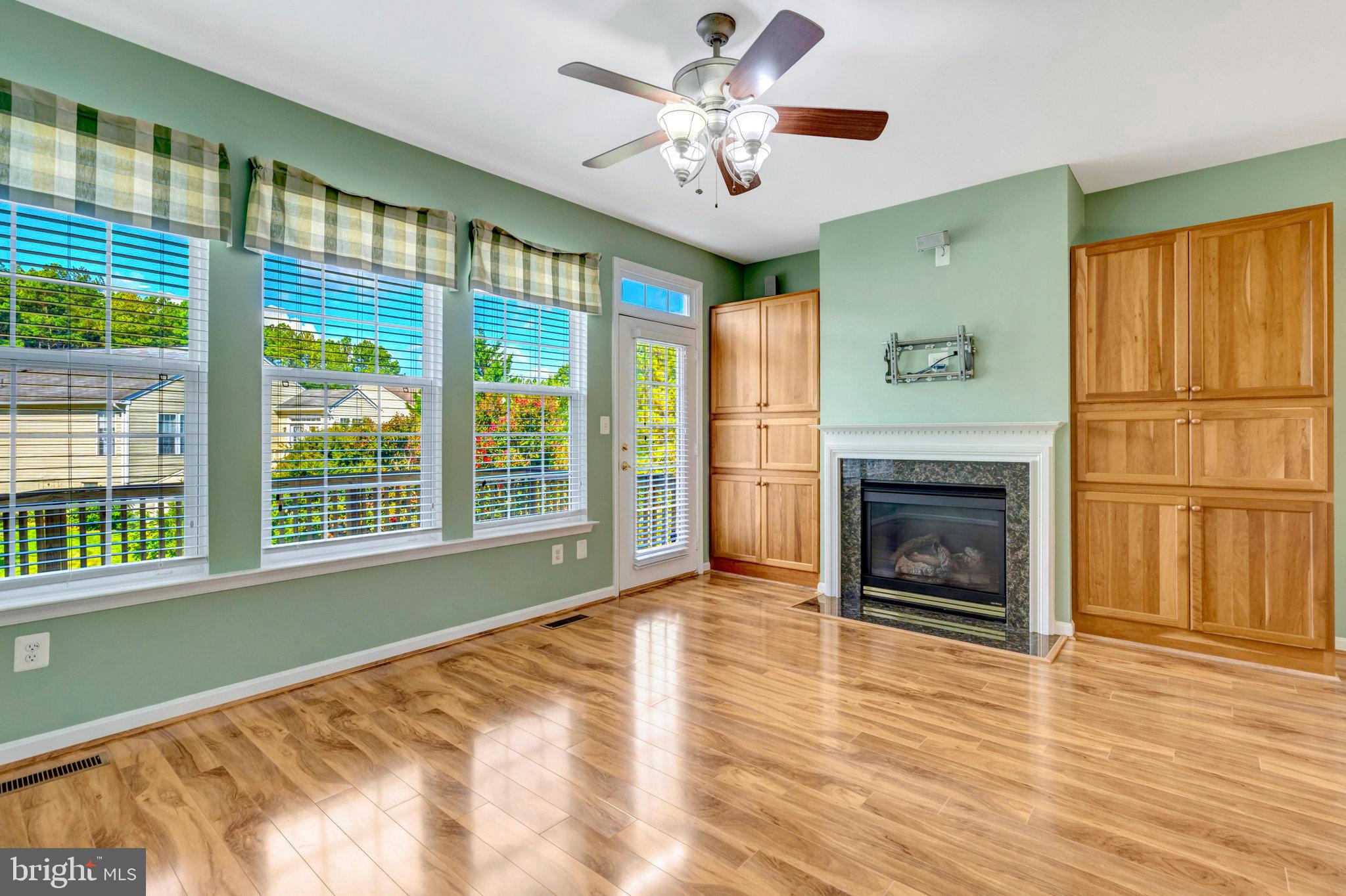 VINT HILL - Residential