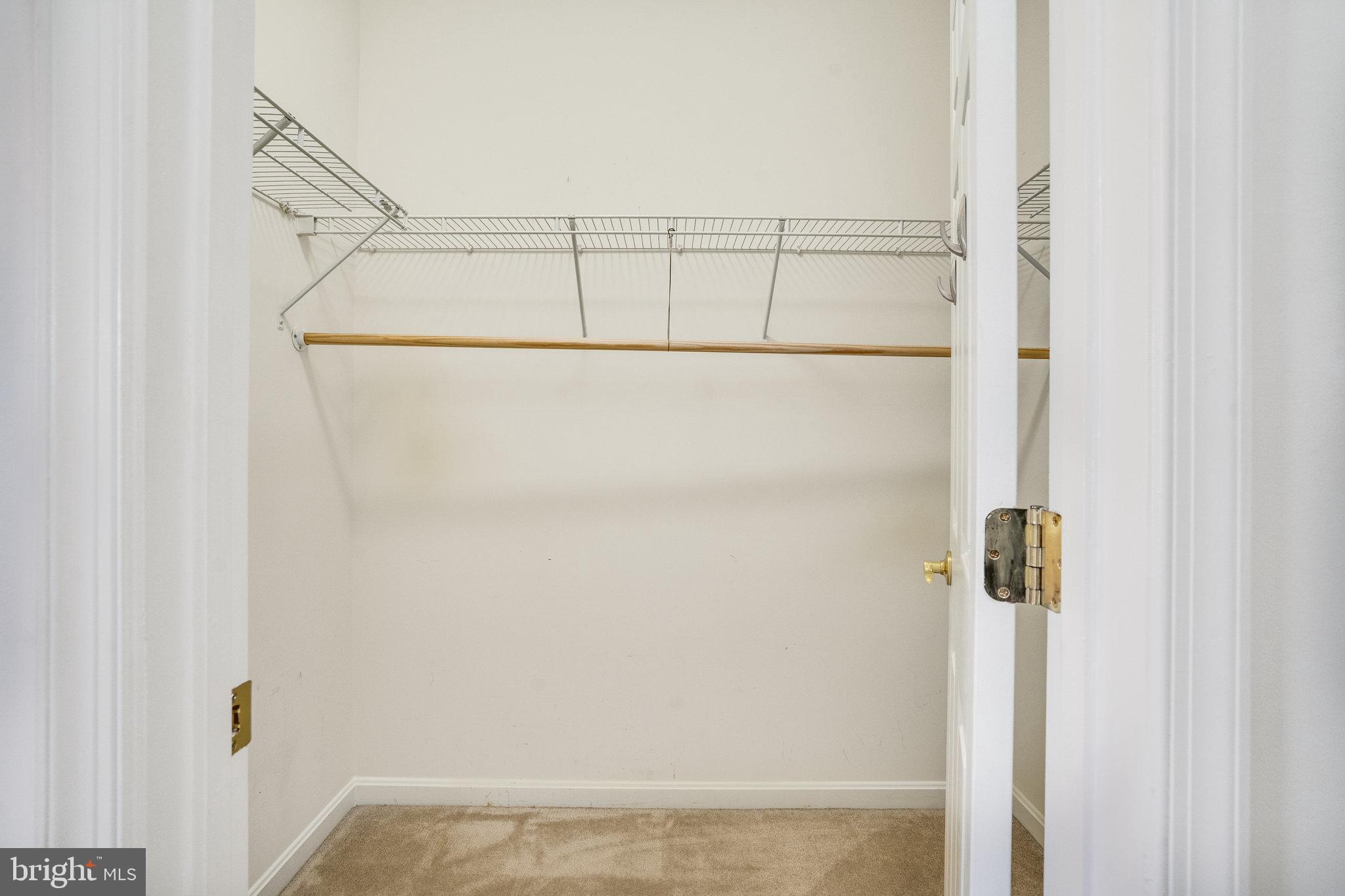 VINT HILL - Residential