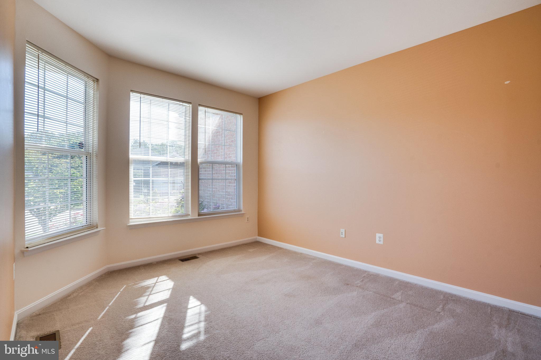 VINT HILL - Residential