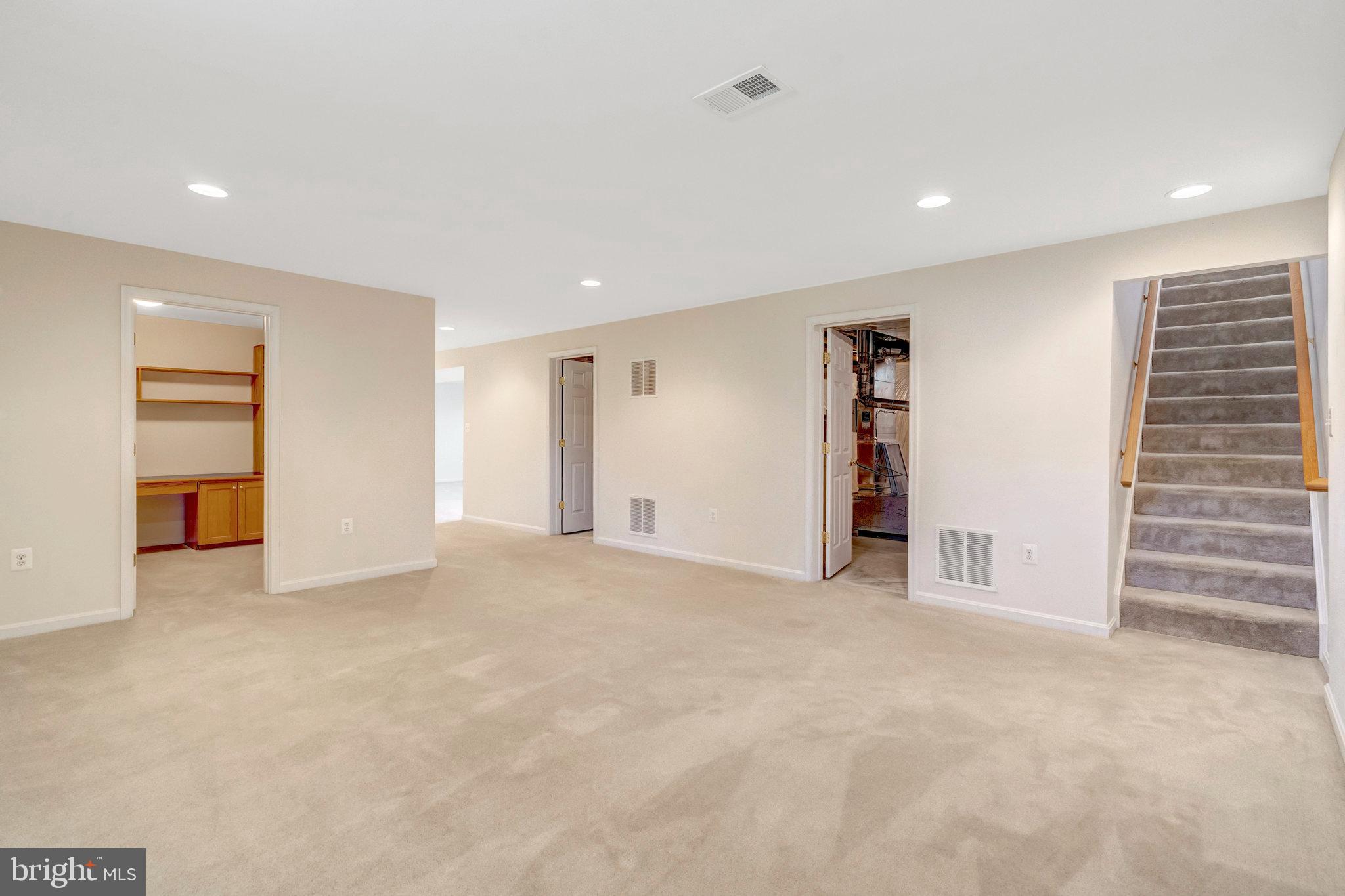 VINT HILL - Residential