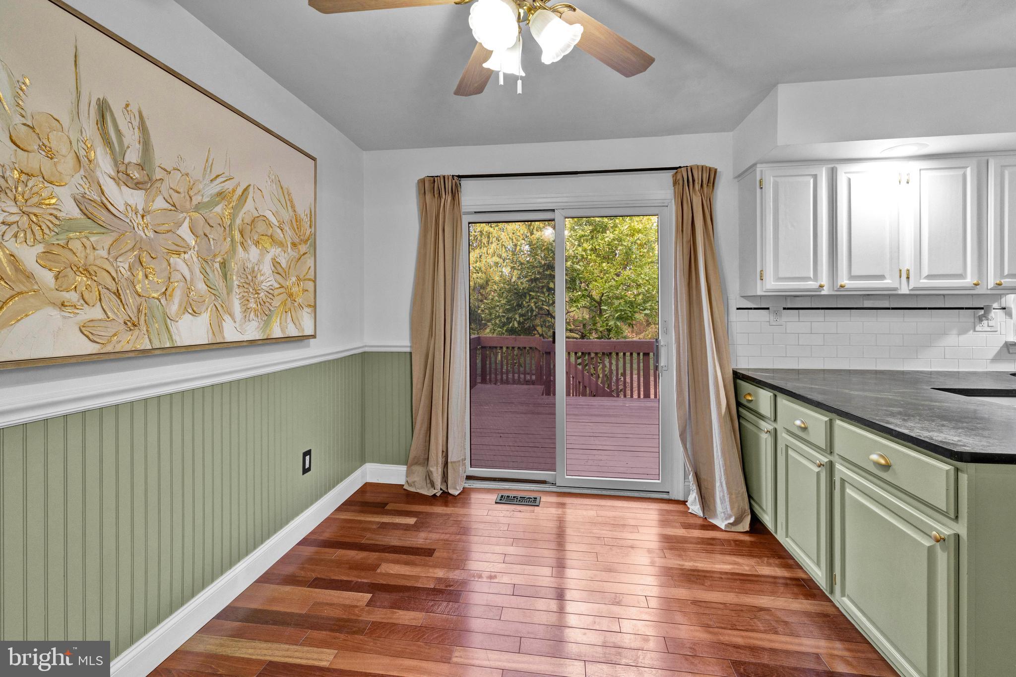 MONTGOMERY GLEN - Residential