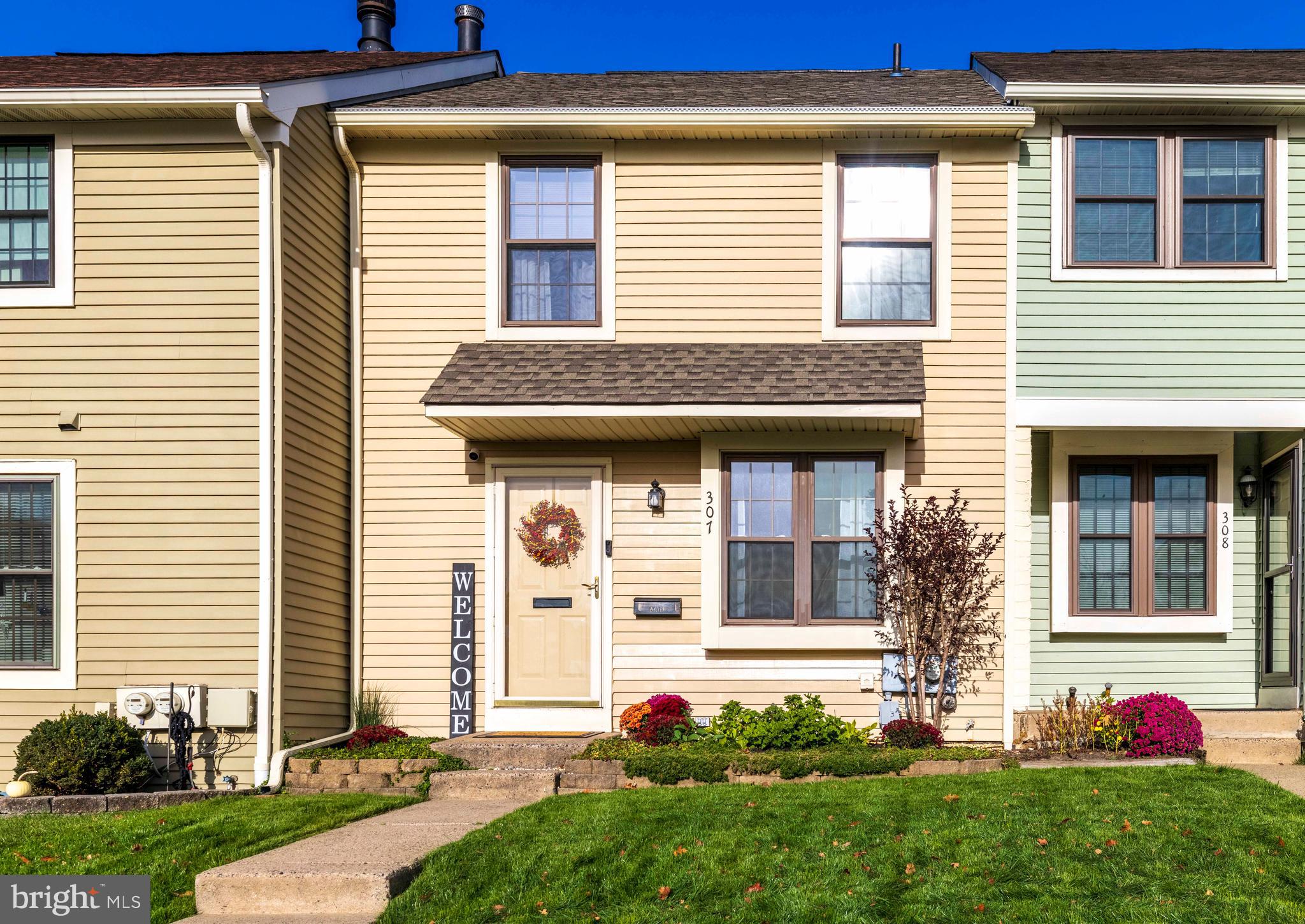 MONTGOMERY GLEN - Residential