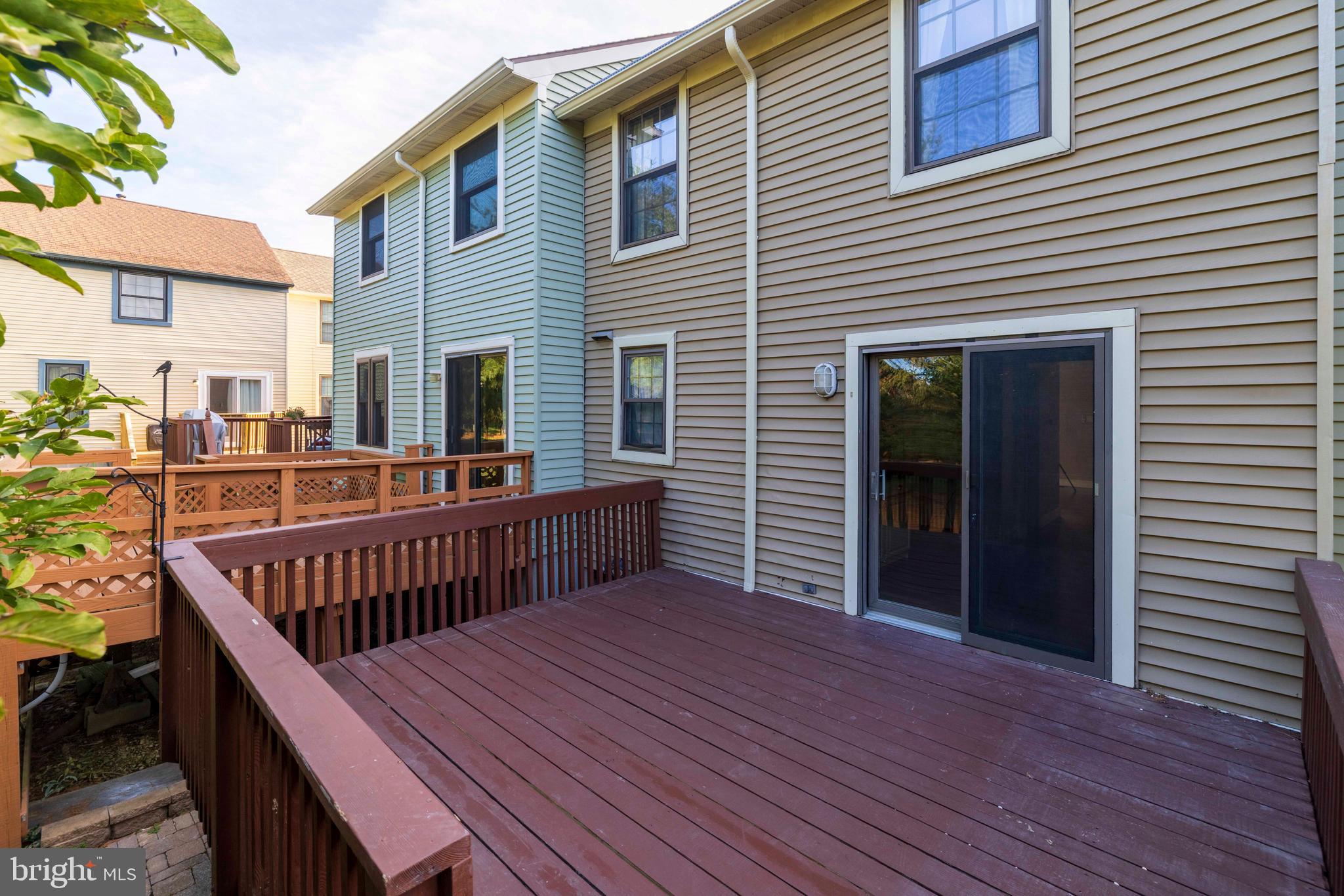 MONTGOMERY GLEN - Residential