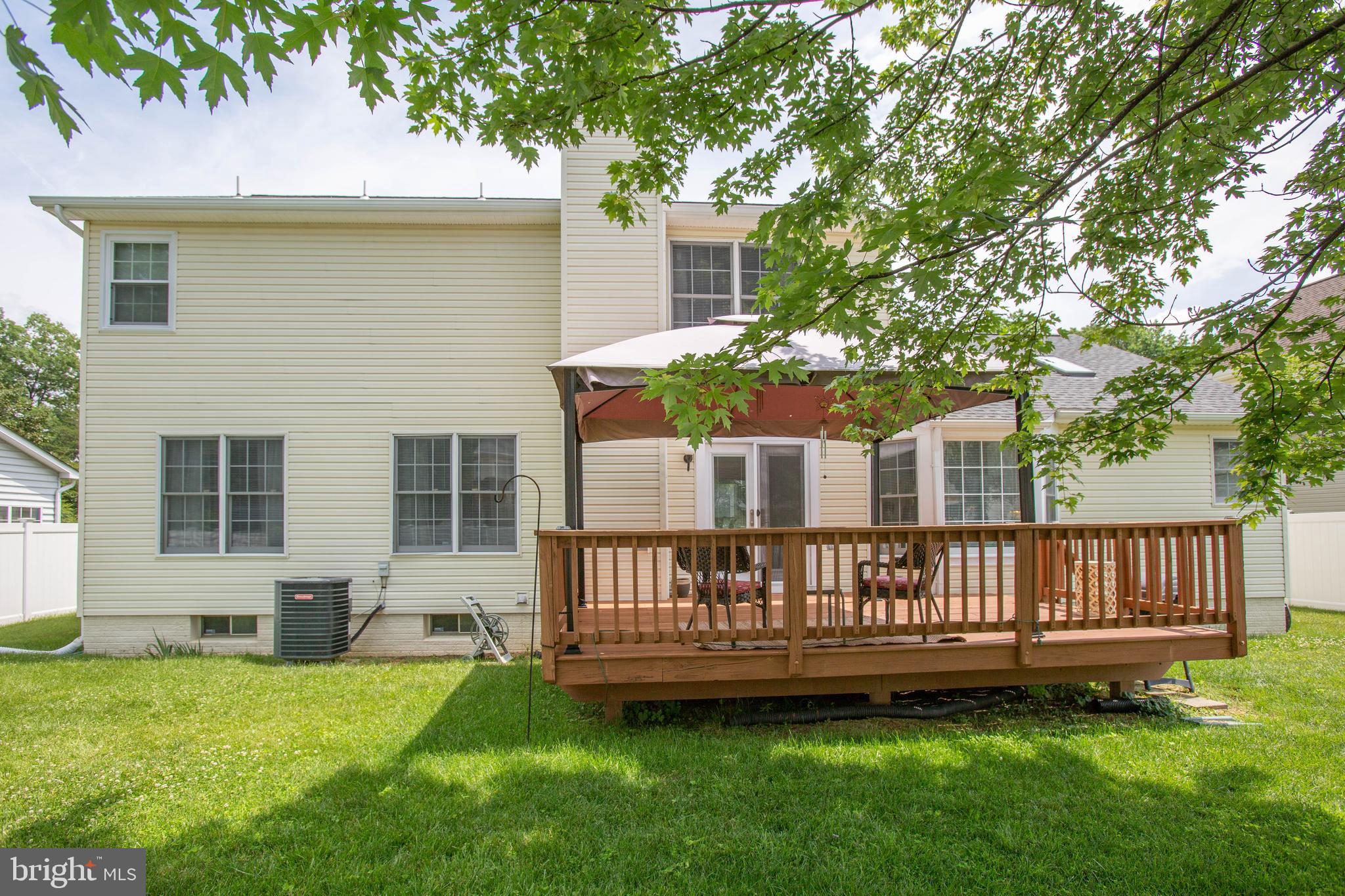 STONE HILL ESTATES - Residential