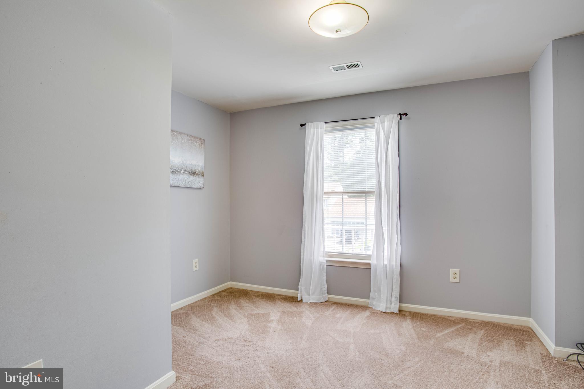 STONE HILL ESTATES - Residential