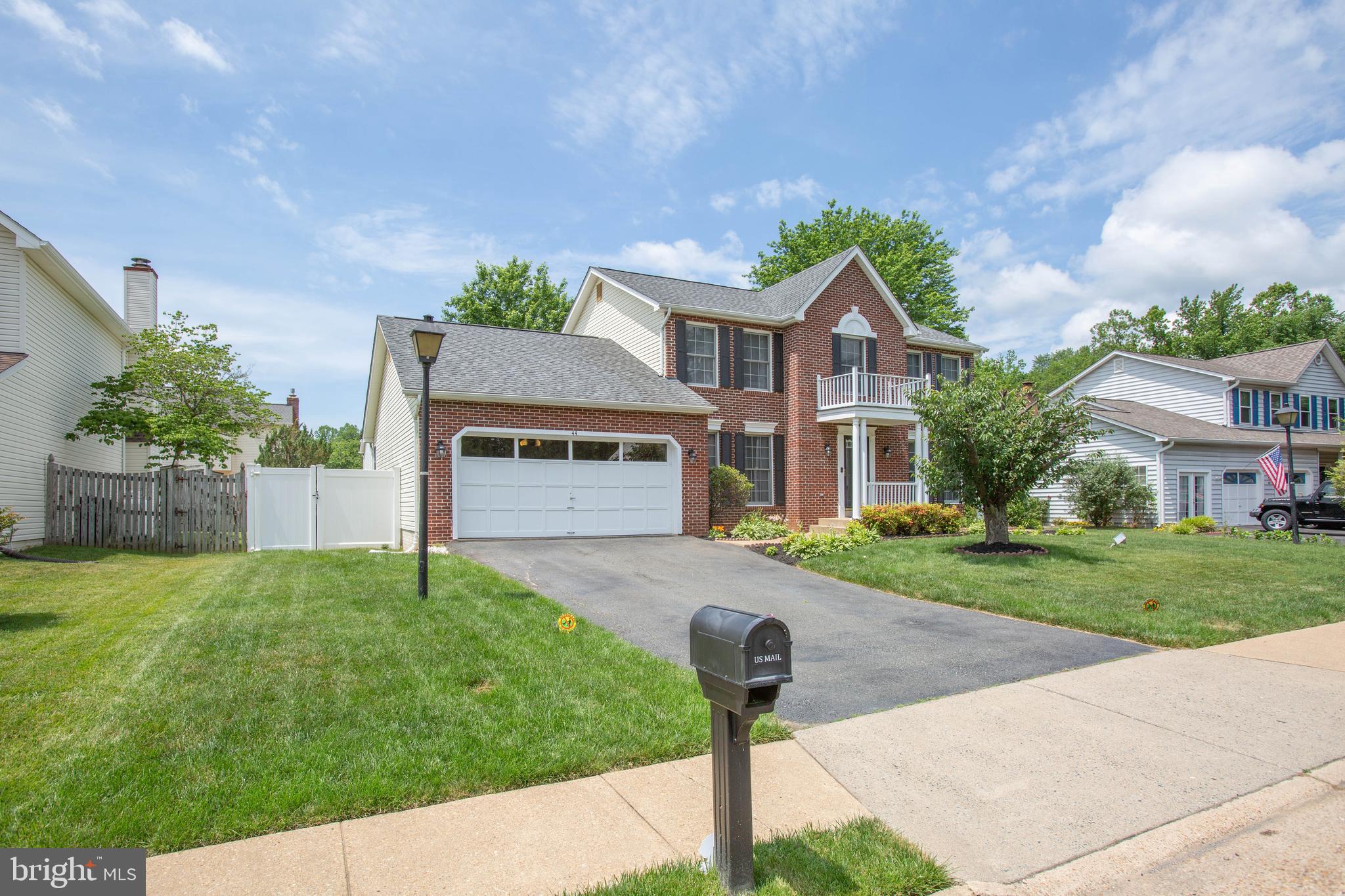 STONE HILL ESTATES - Residential