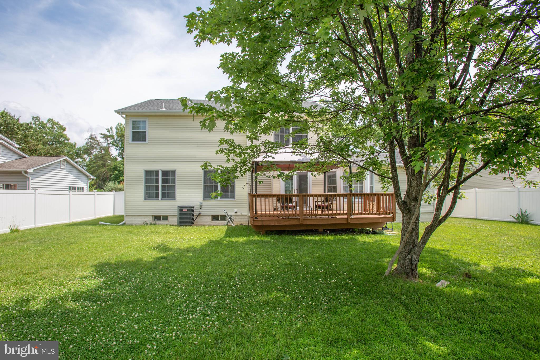 STONE HILL ESTATES - Residential