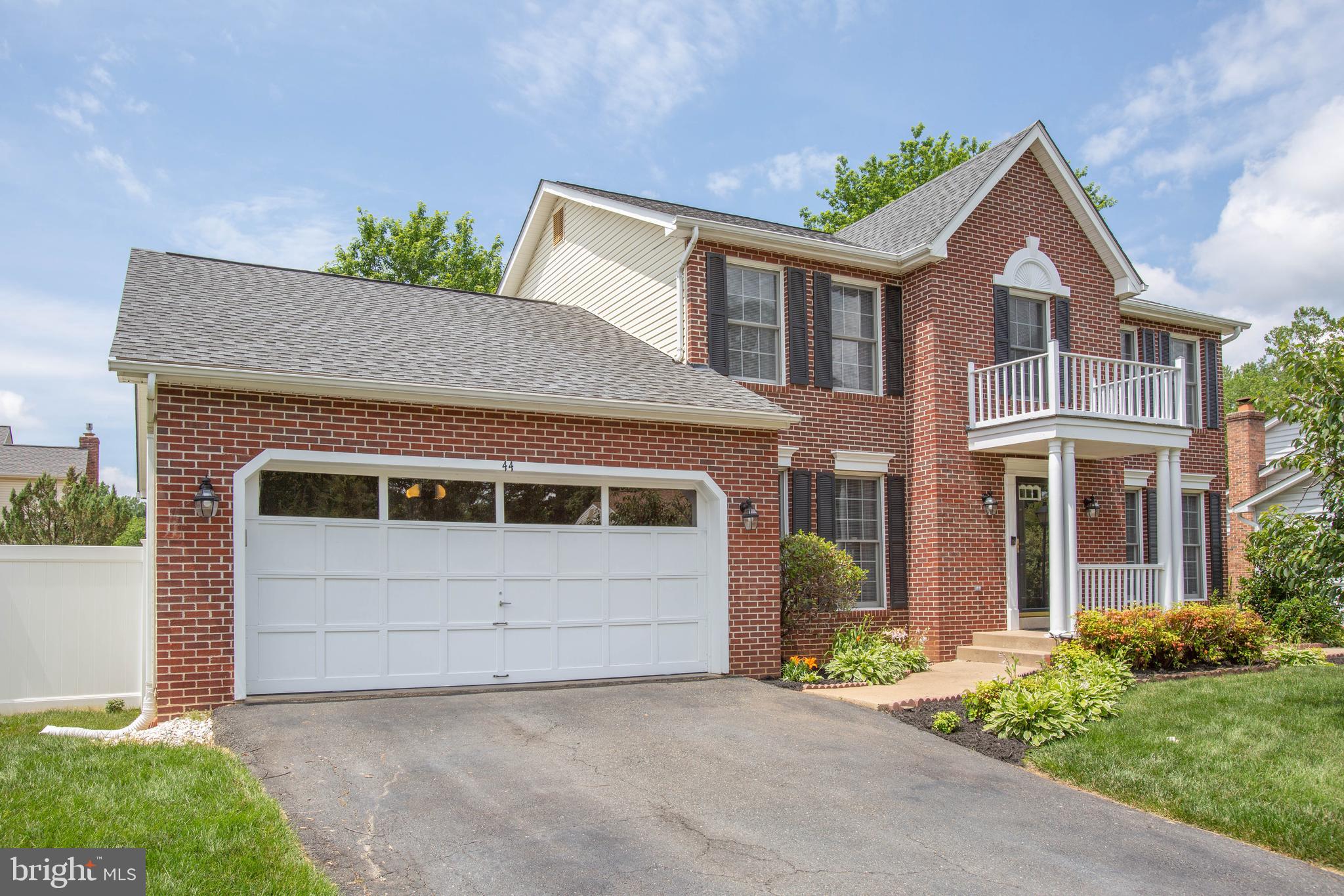 STONE HILL ESTATES - Residential