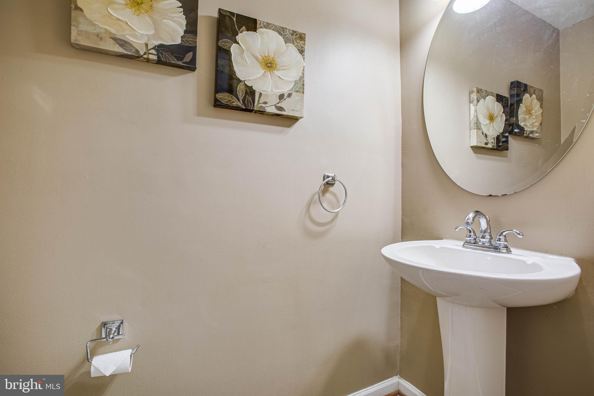 STONE HILL ESTATES - Residential