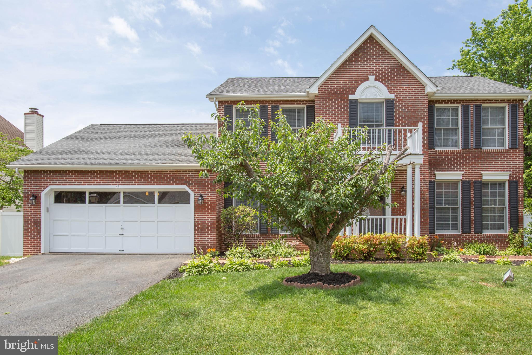 STONE HILL ESTATES - Residential