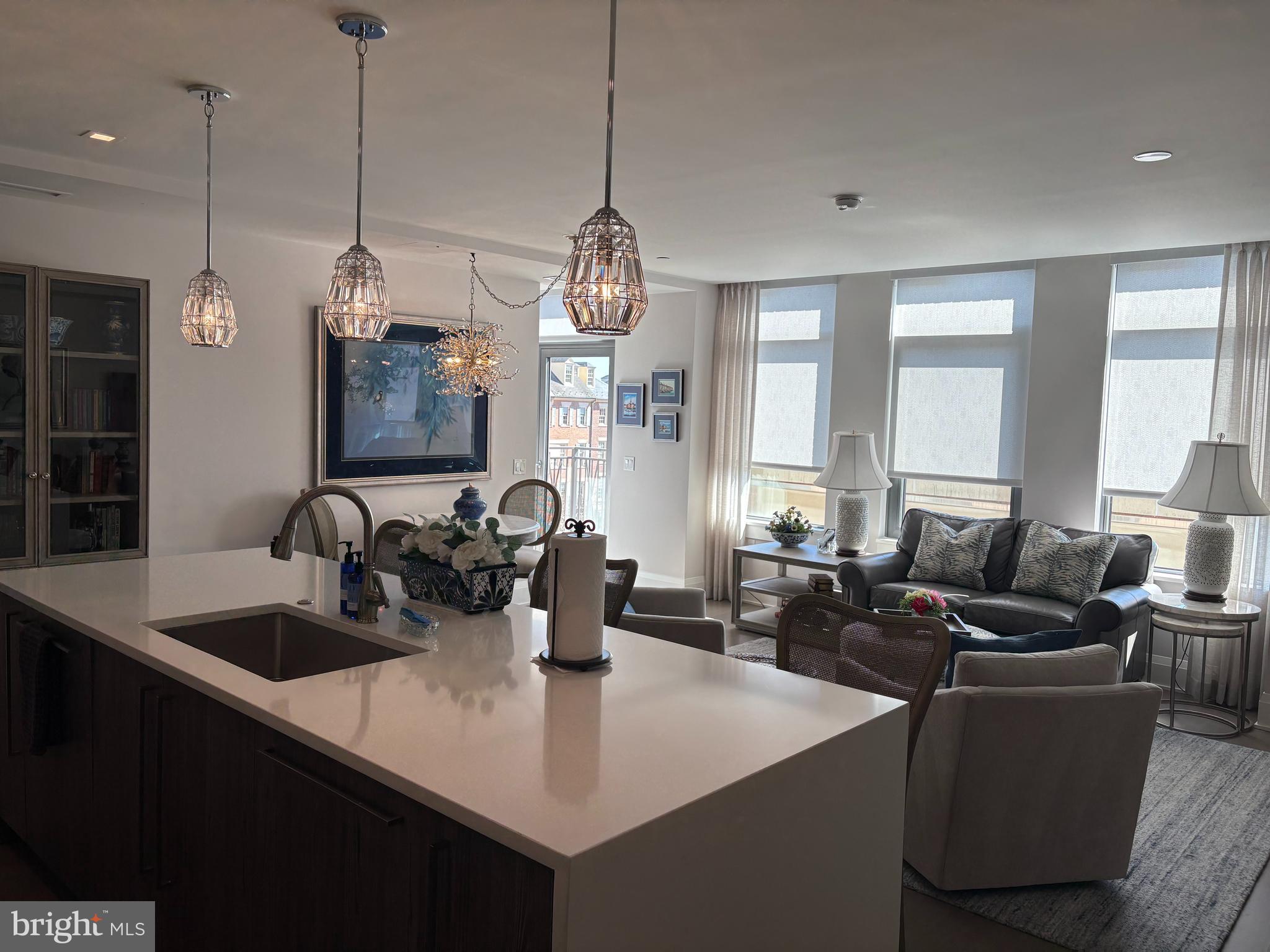 ROBINSON LANDING - Residential