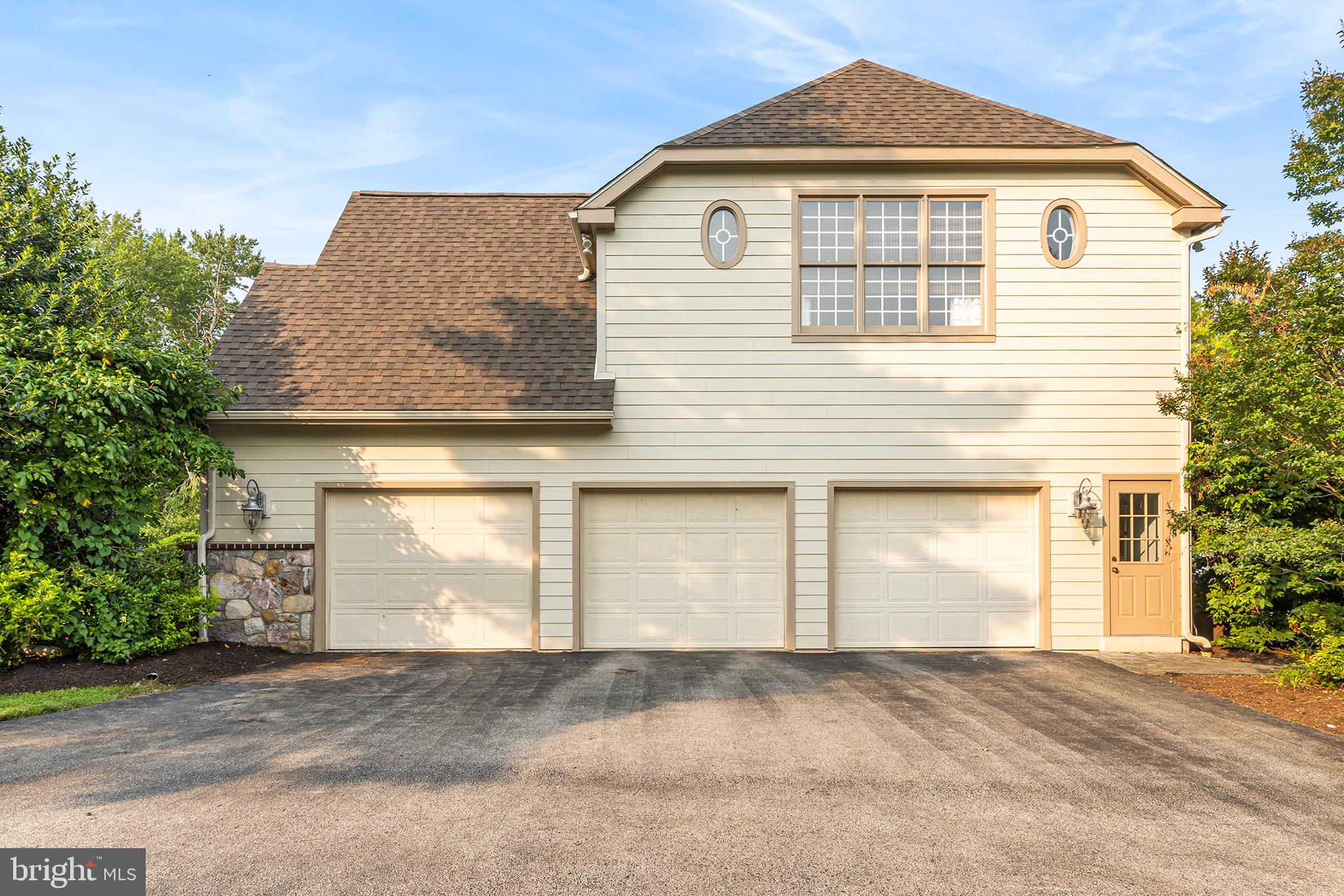 RADNOR HUNT - Residential