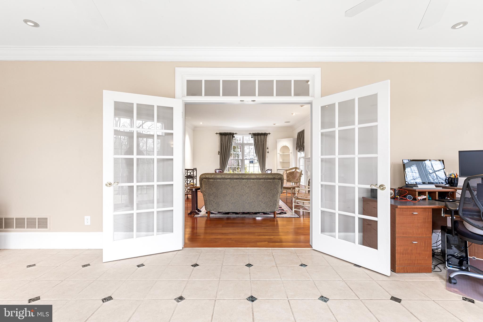 RADNOR HUNT - Residential