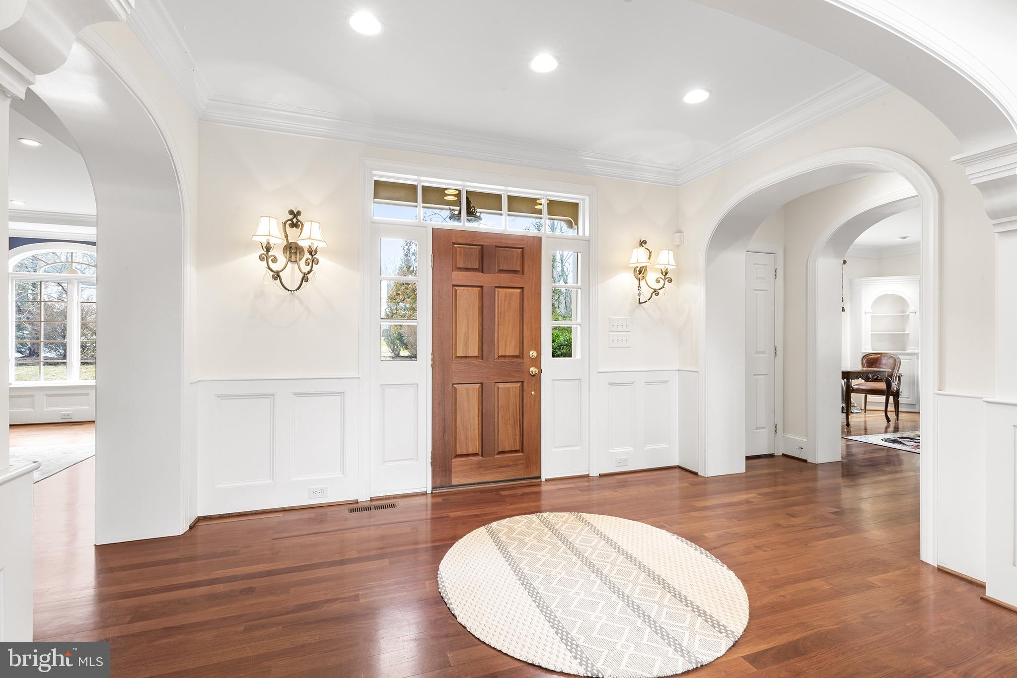 RADNOR HUNT - Residential