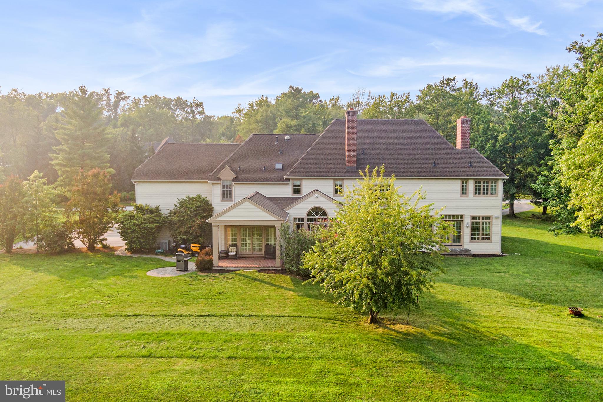 RADNOR HUNT - Residential