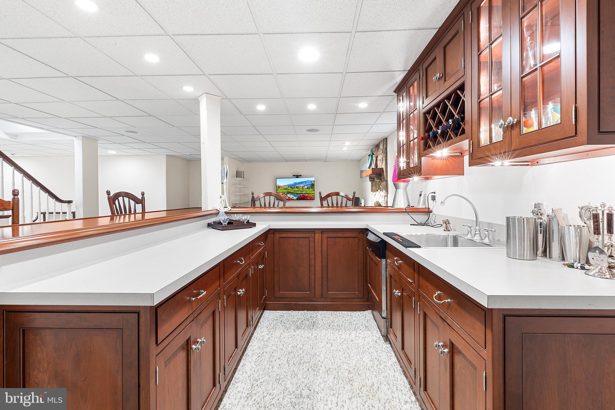 RADNOR HUNT - Residential