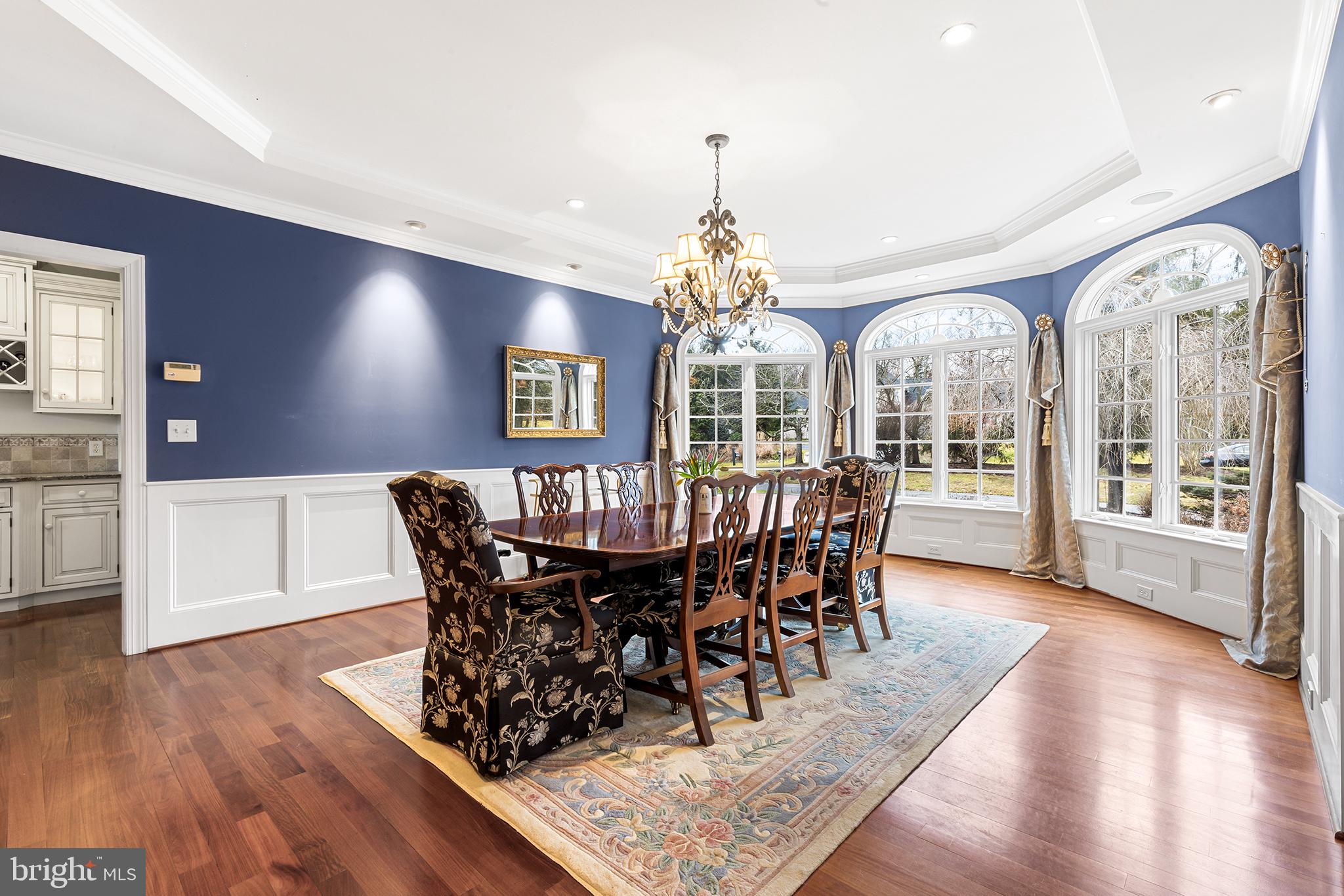 RADNOR HUNT - Residential