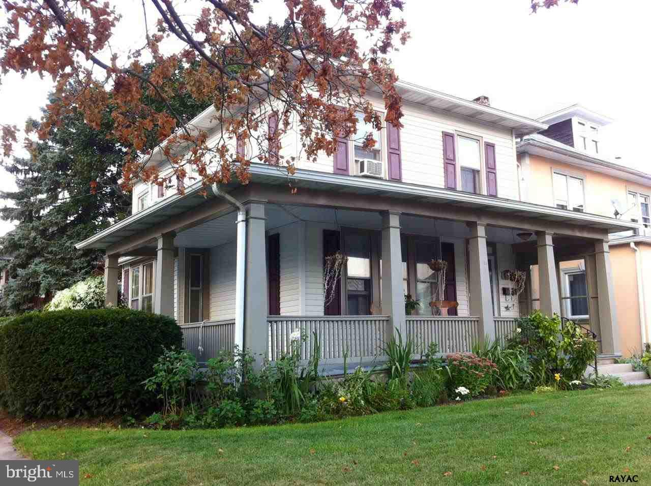 THE AVENUES - Residential