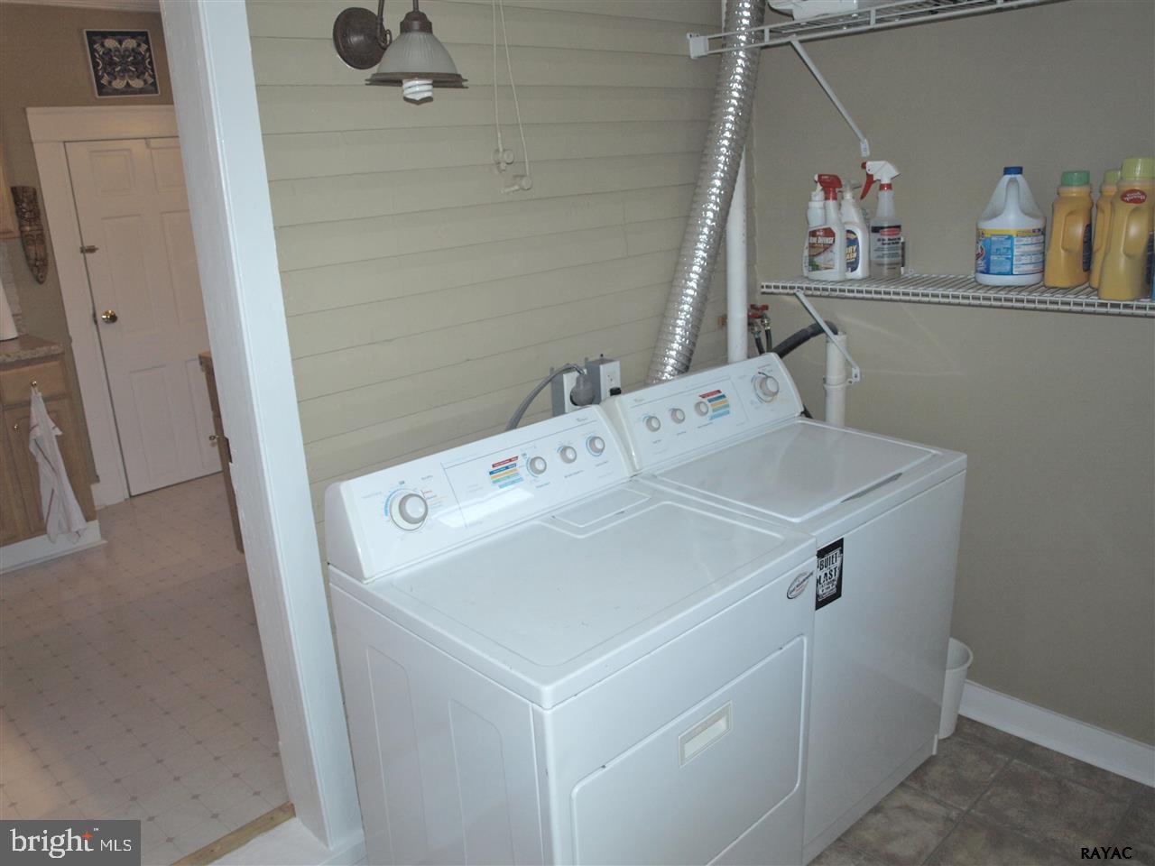 THE AVENUES - Residential