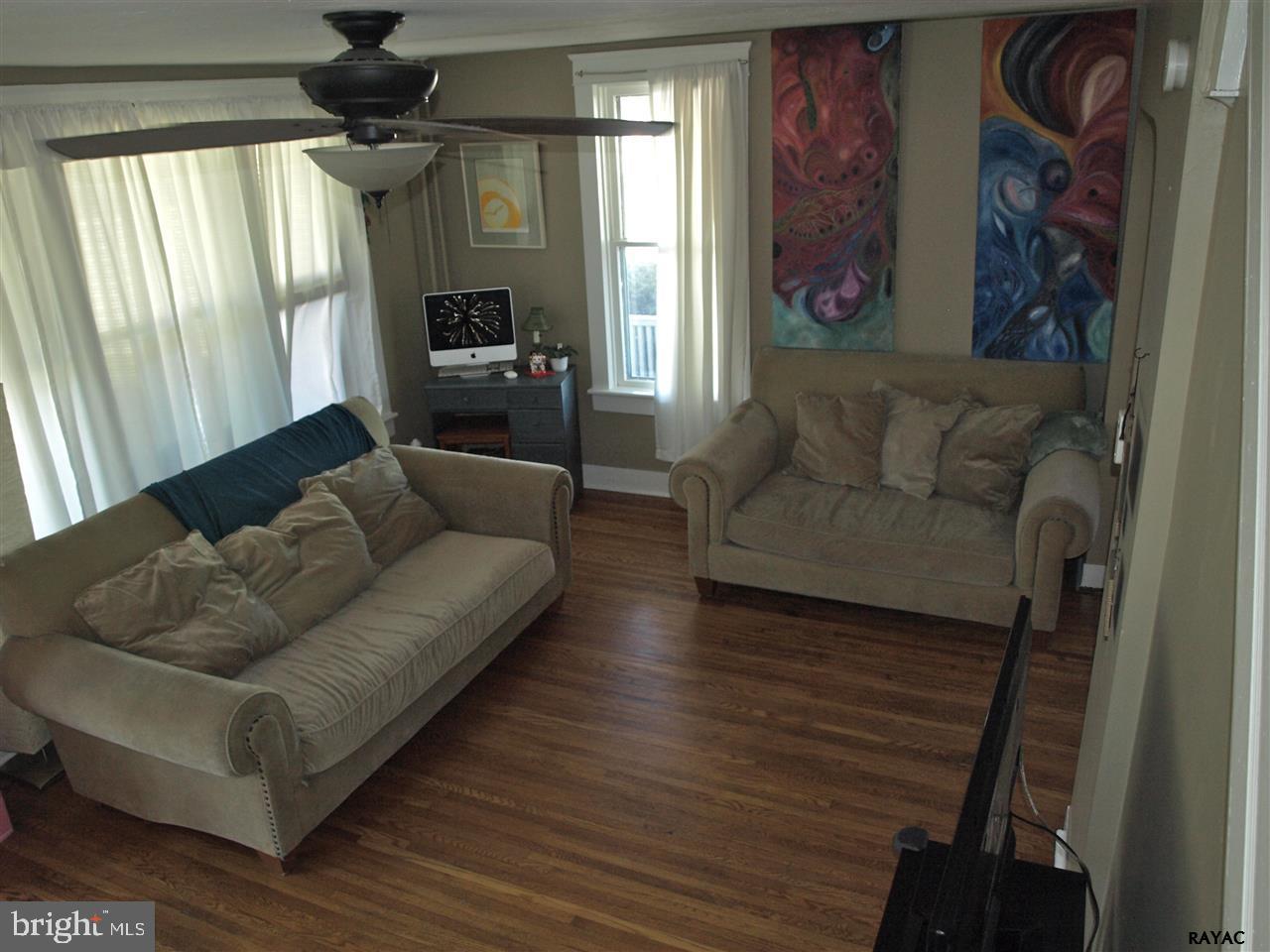 THE AVENUES - Residential