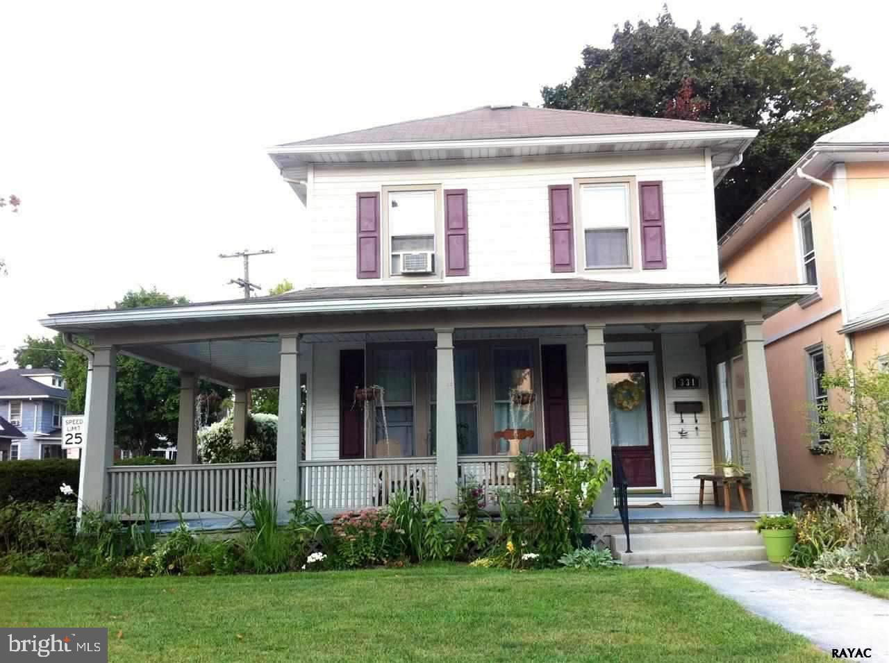 THE AVENUES - Residential