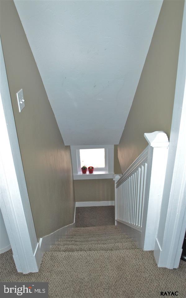 THE AVENUES - Residential